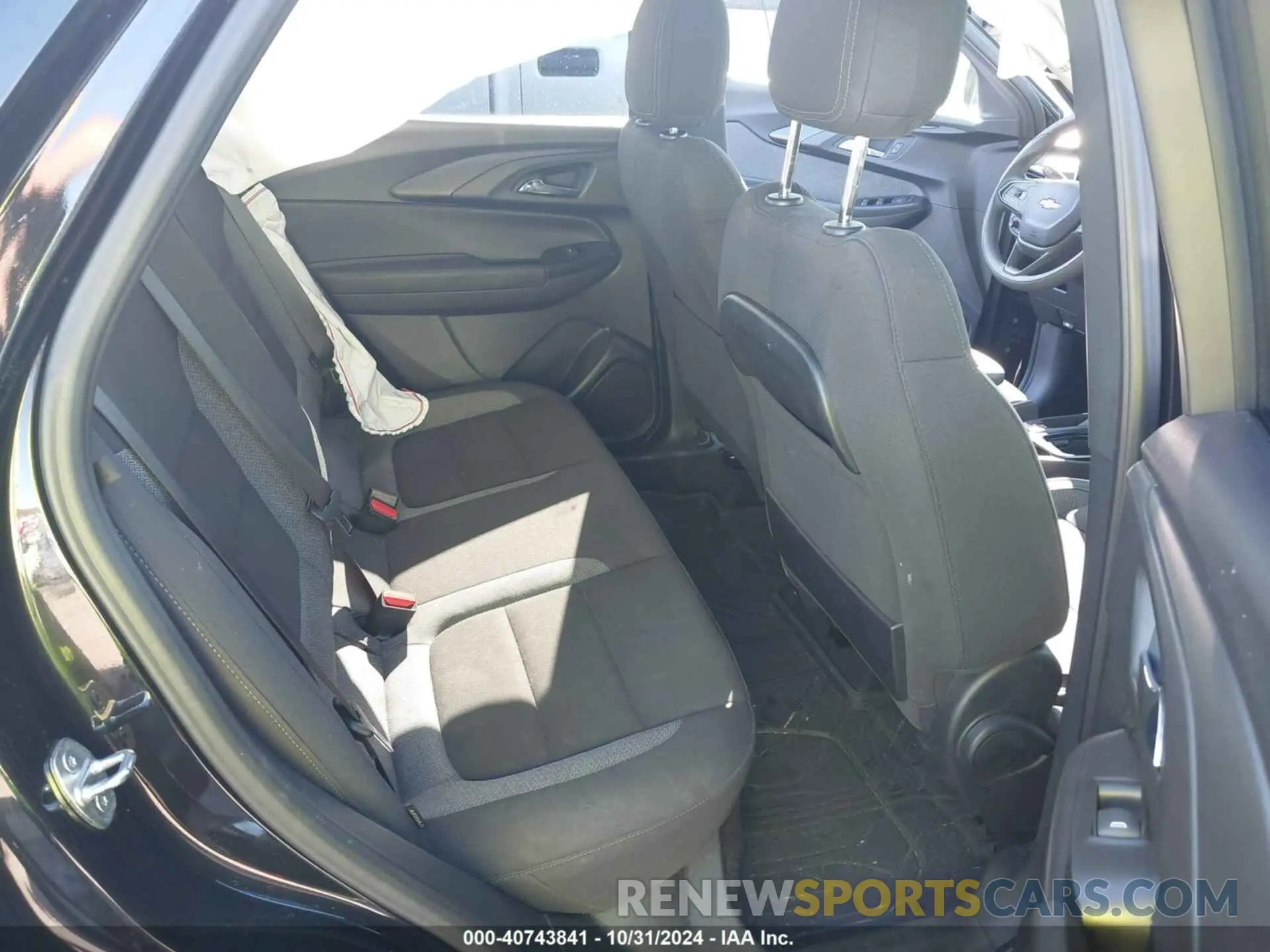 8 Photograph of a damaged car KL79MPS23MB130736 CHEVROLET TRAILBLAZER 2021