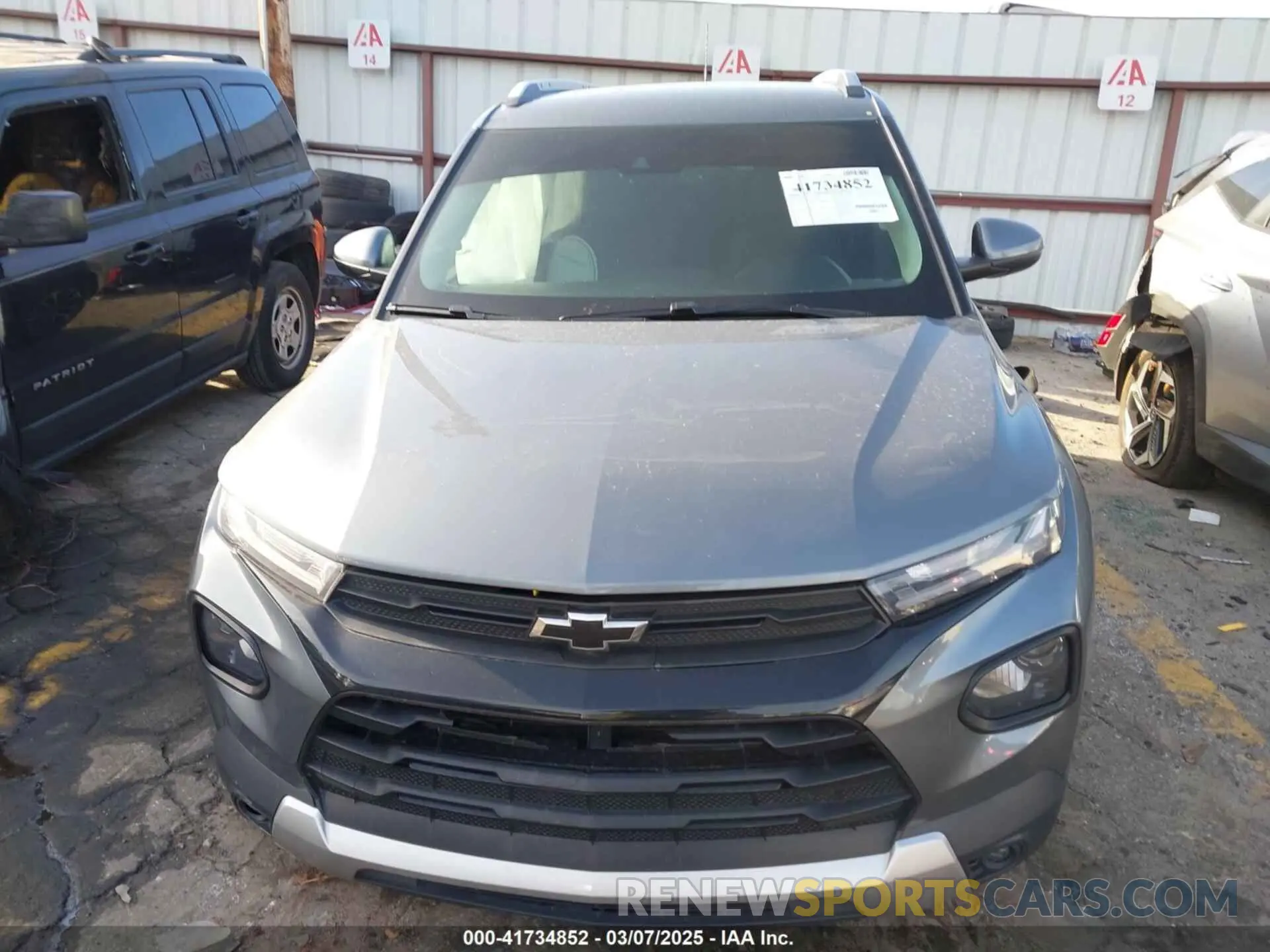 12 Photograph of a damaged car KL79MPSL1MB164019 CHEVROLET TRAILBLAZER 2021