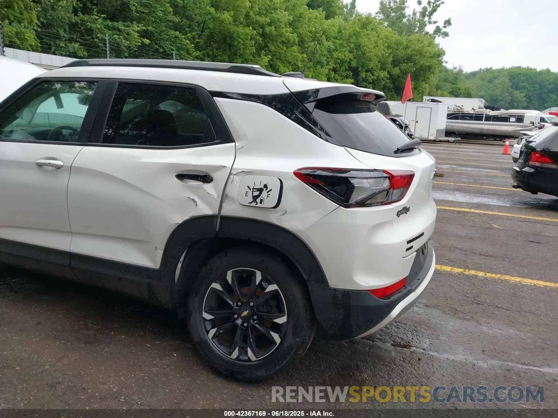 6 Photograph of a damaged car KL79MRSL2MB177020 CHEVROLET TRAILBLAZER 2021