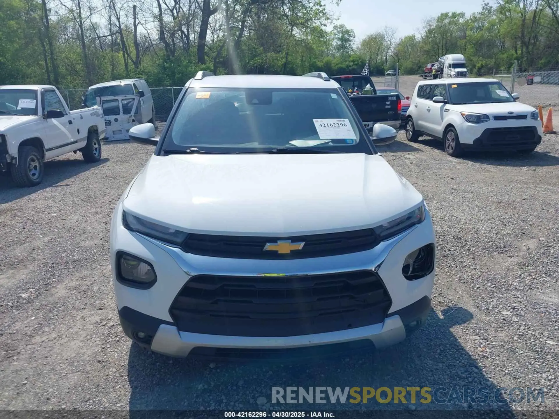 13 Photograph of a damaged car KL79MRSL7MB168975 CHEVROLET TRAILBLAZER 2021