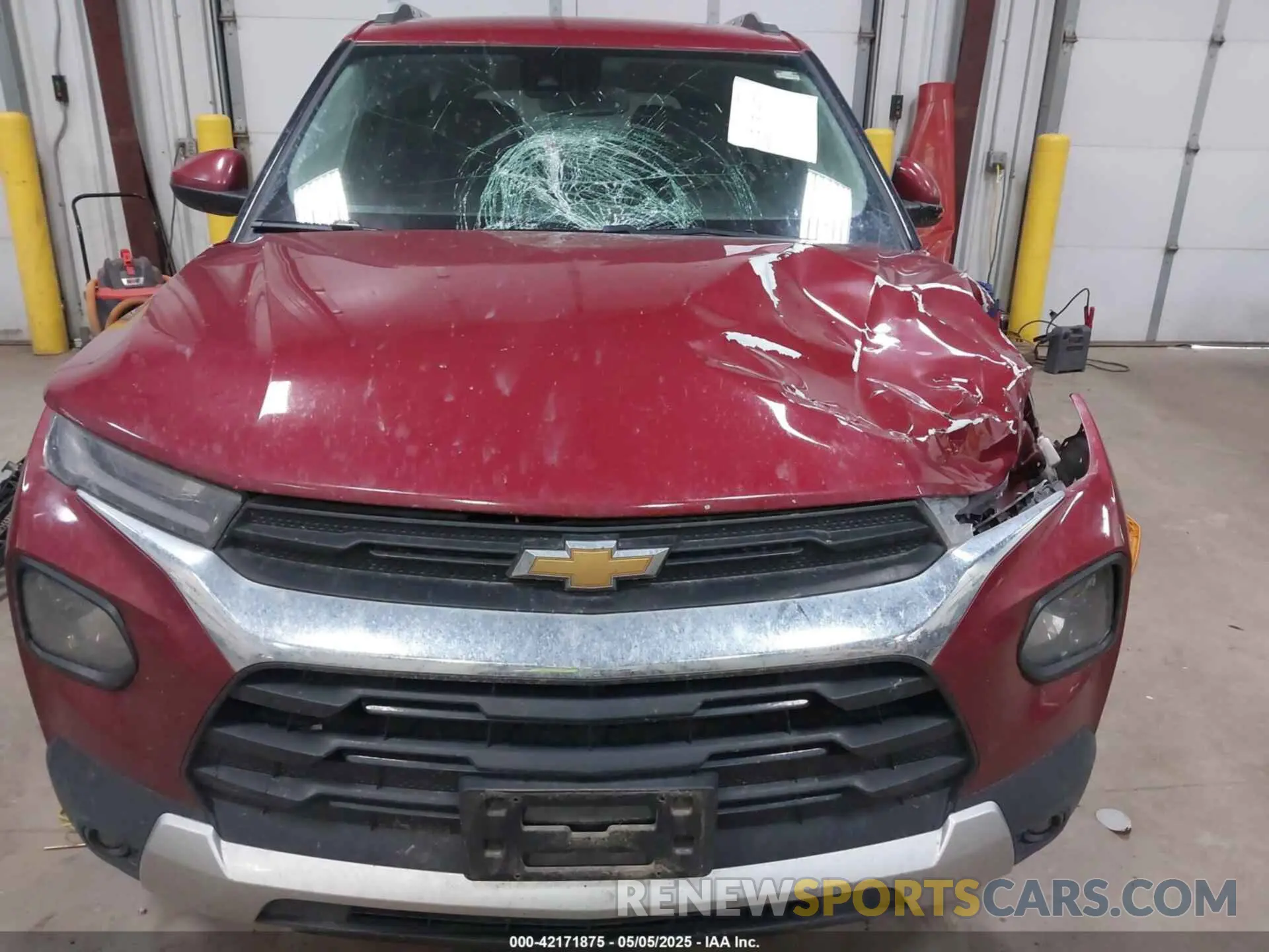 12 Photograph of a damaged car KL79MRSL8MB032158 CHEVROLET TRAILBLAZER 2021
