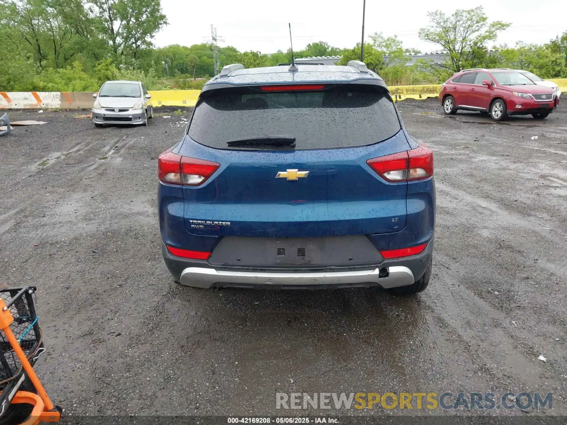 16 Photograph of a damaged car KL79MRSLXMB063783 CHEVROLET TRAILBLAZER 2021