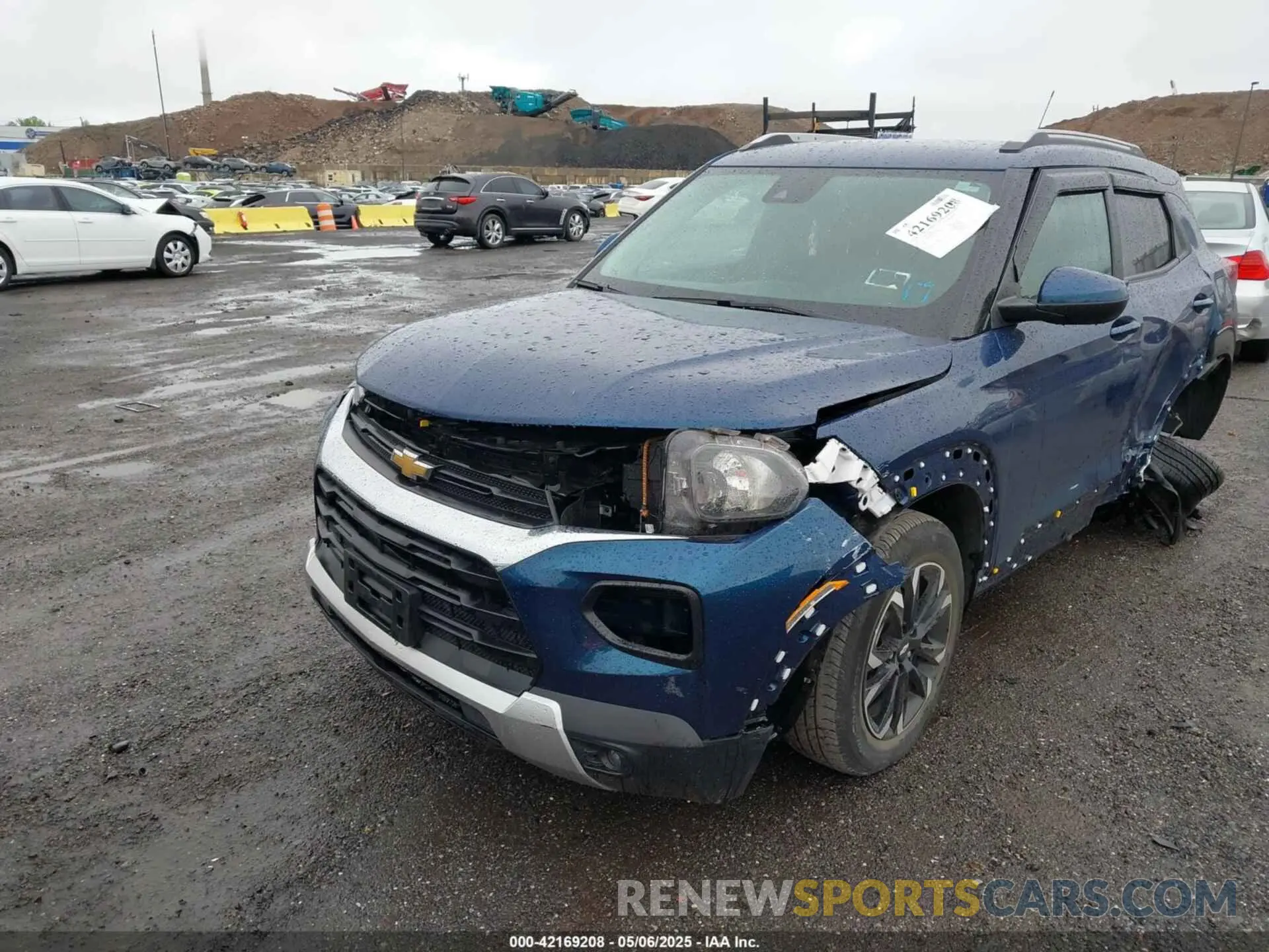 2 Photograph of a damaged car KL79MRSLXMB063783 CHEVROLET TRAILBLAZER 2021