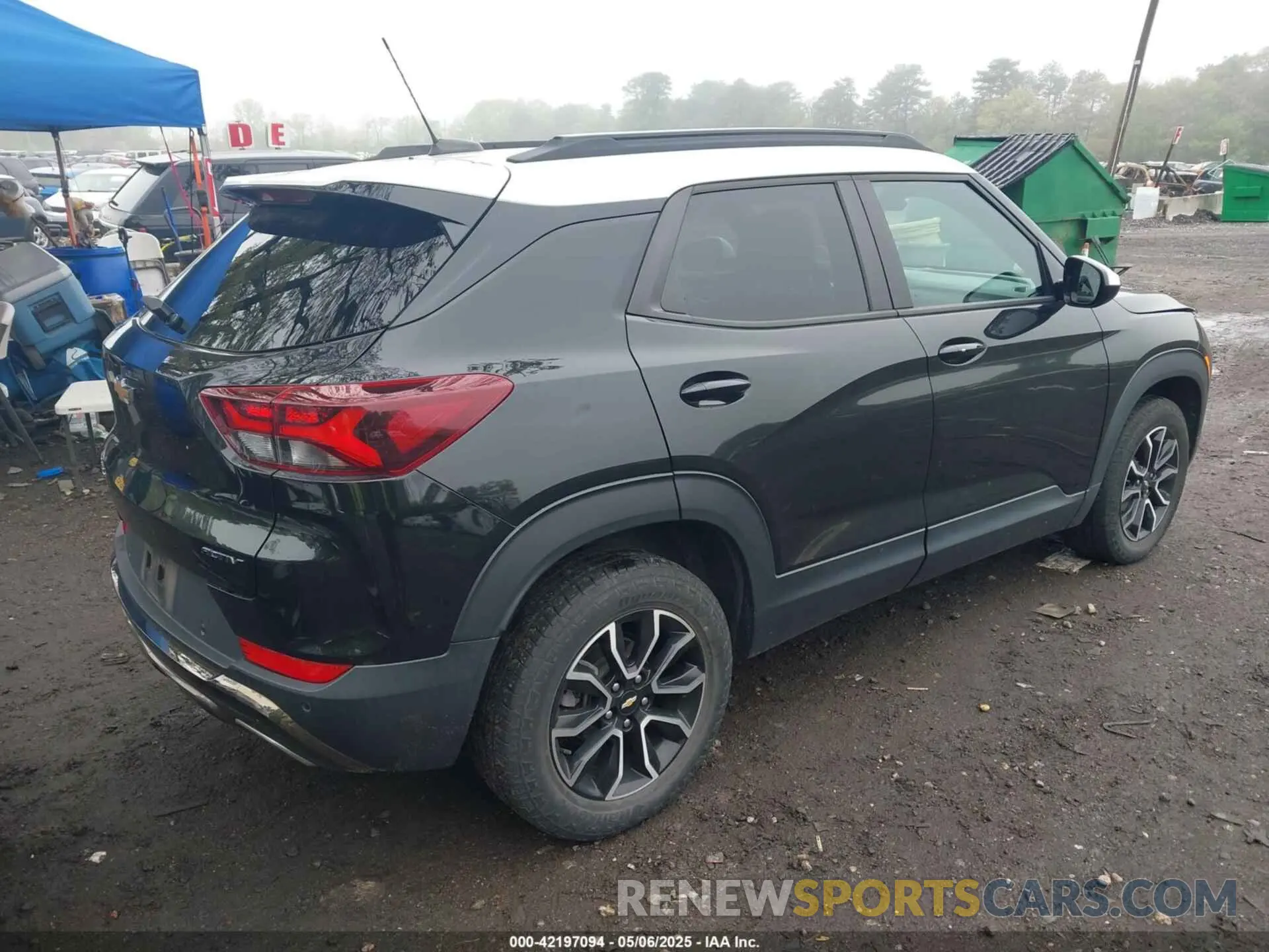 4 Photograph of a damaged car KL79MSSL2MB016304 CHEVROLET TRAILBLAZER 2021