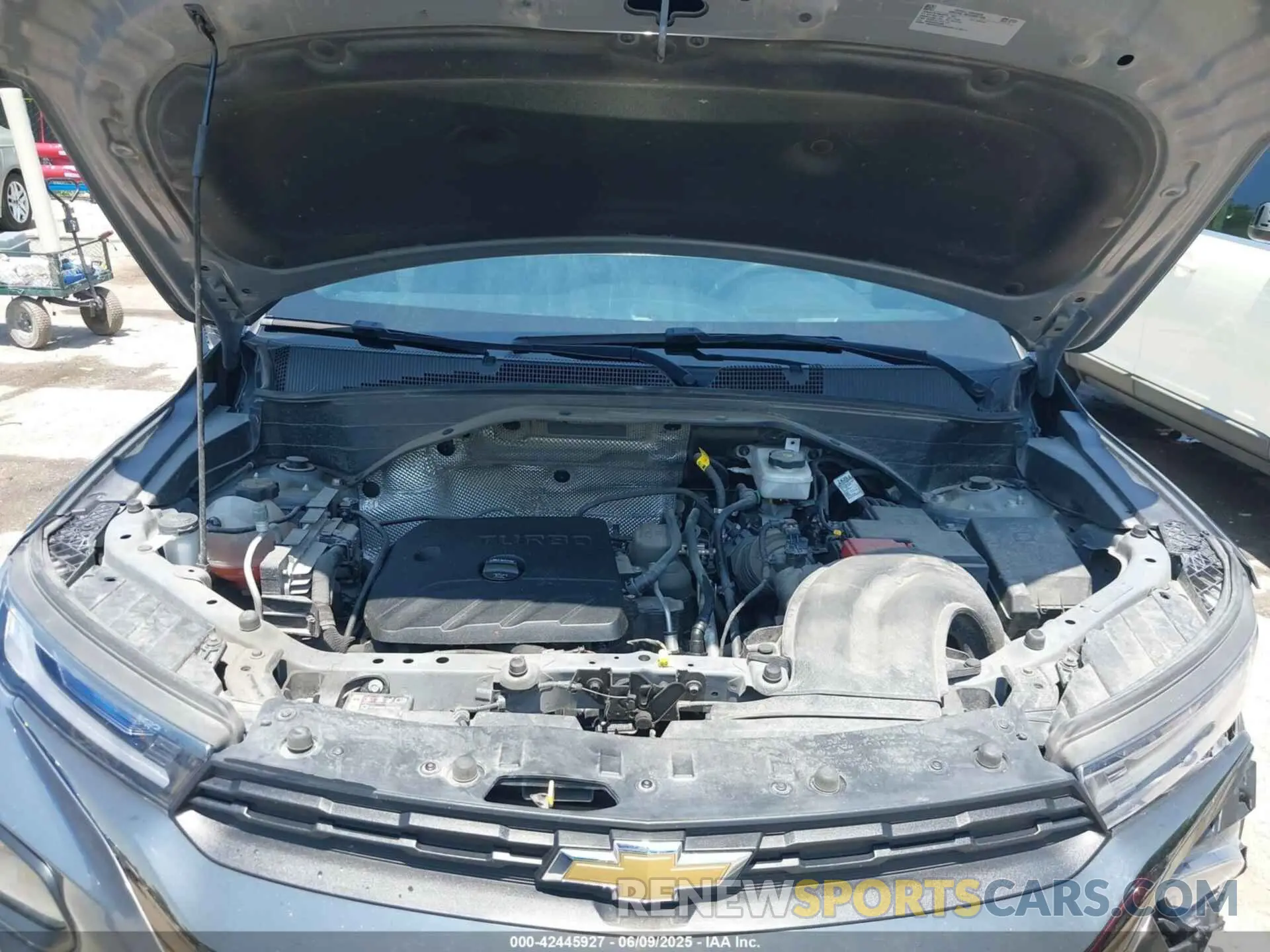 10 Photograph of a damaged car KL79MSSL8MB143283 CHEVROLET TRAILBLAZER 2021