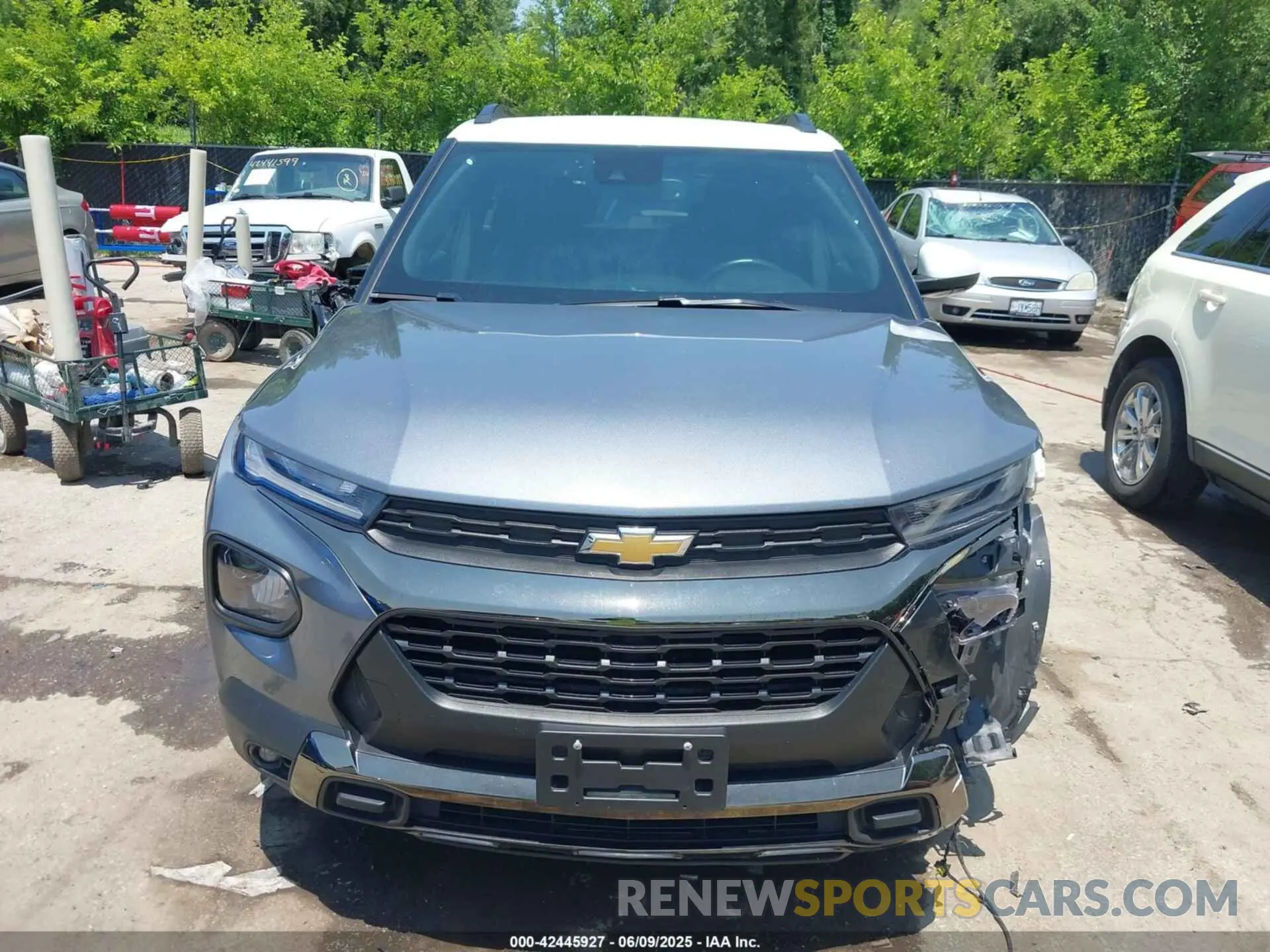 13 Photograph of a damaged car KL79MSSL8MB143283 CHEVROLET TRAILBLAZER 2021