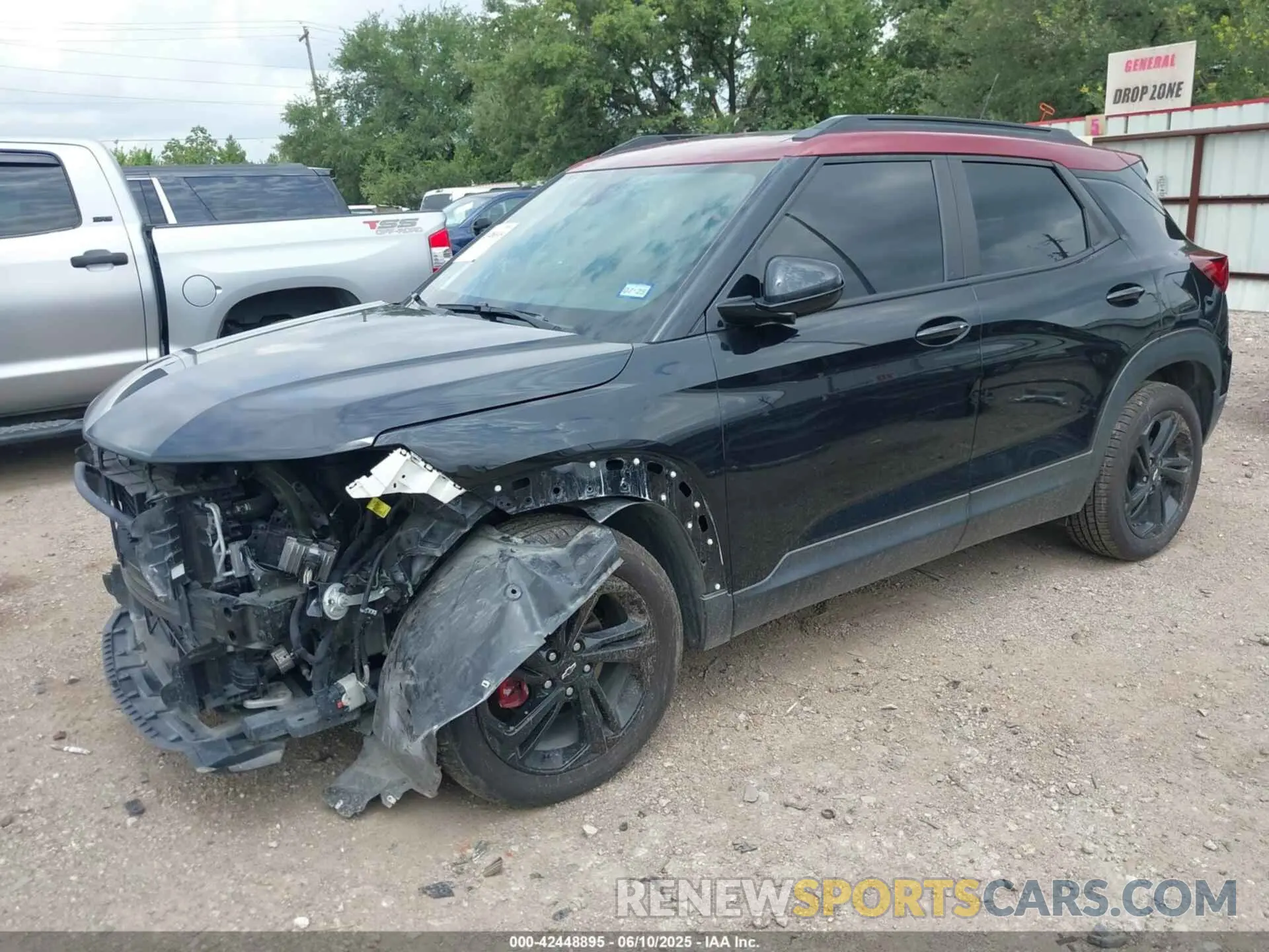 2 Photograph of a damaged car KL79MTSL3MB158280 CHEVROLET TRAILBLAZER 2021