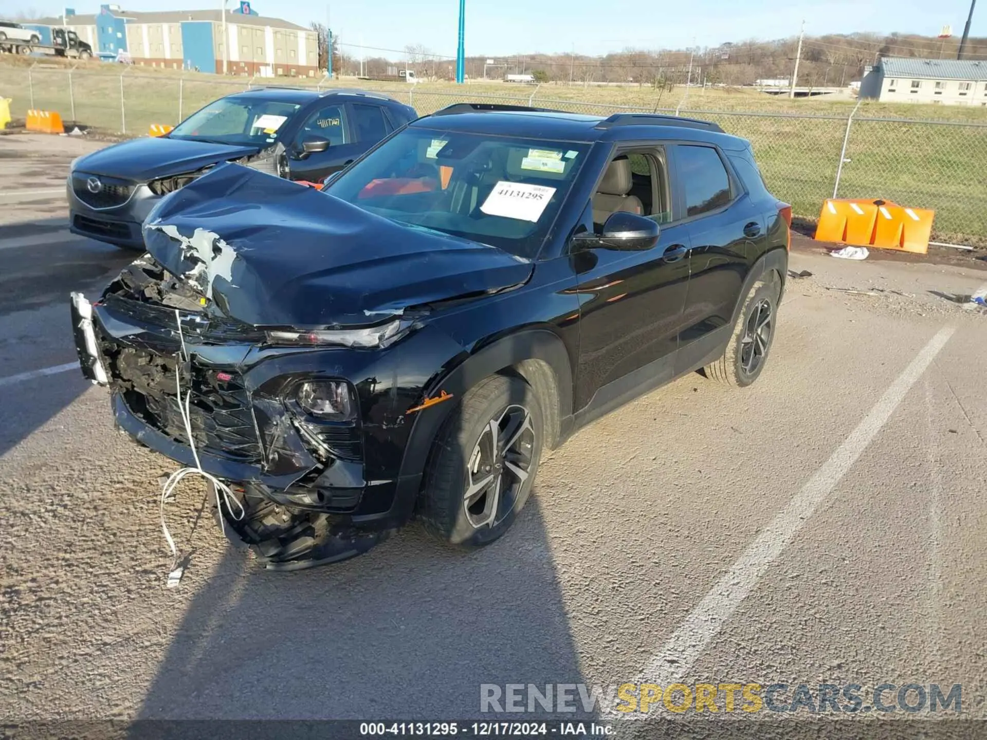 2 Photograph of a damaged car KL79MTSL4MB078003 CHEVROLET TRAILBLAZER 2021
