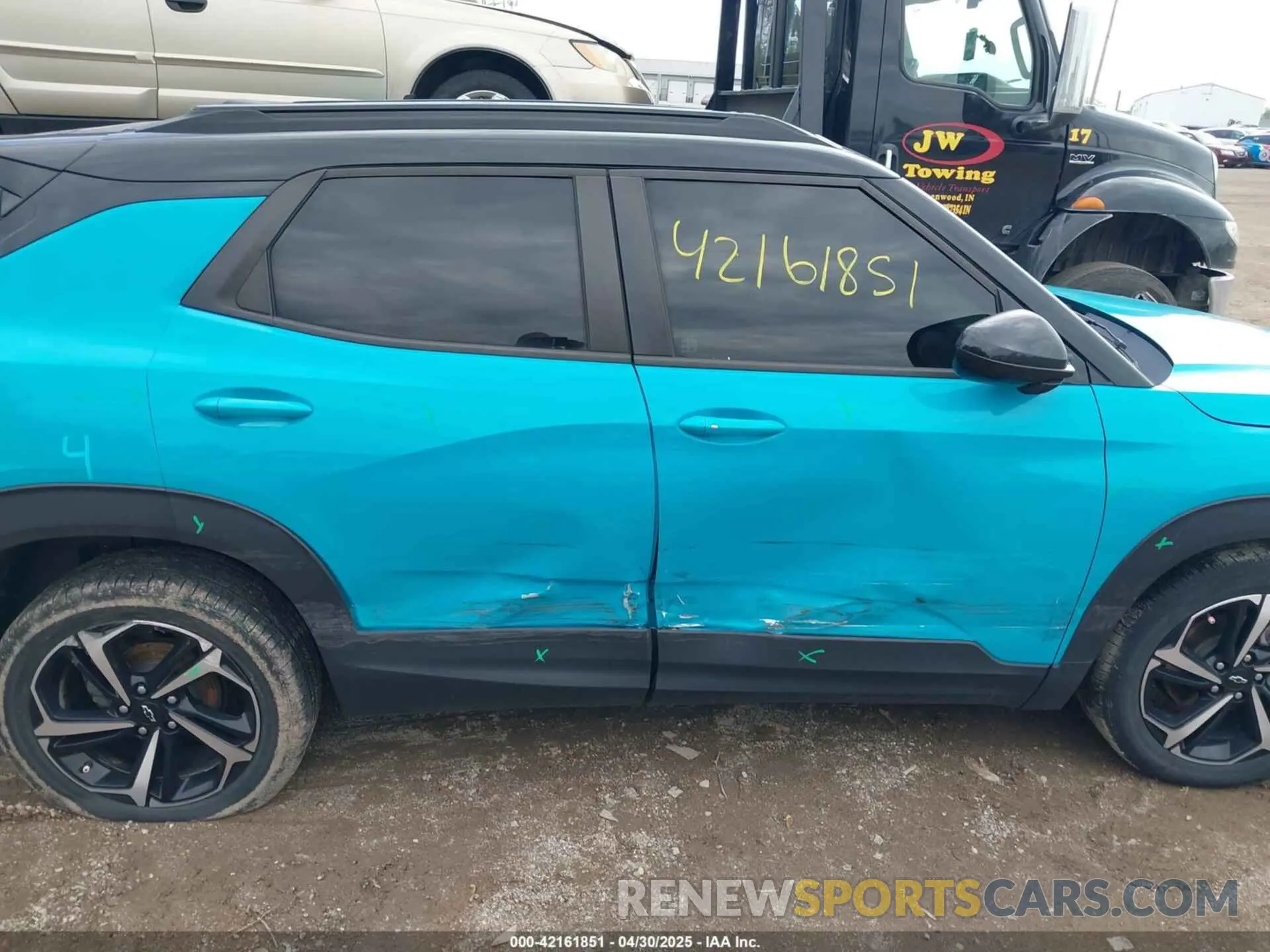 13 Photograph of a damaged car KL79MTSL8MB026034 CHEVROLET TRAILBLAZER 2021