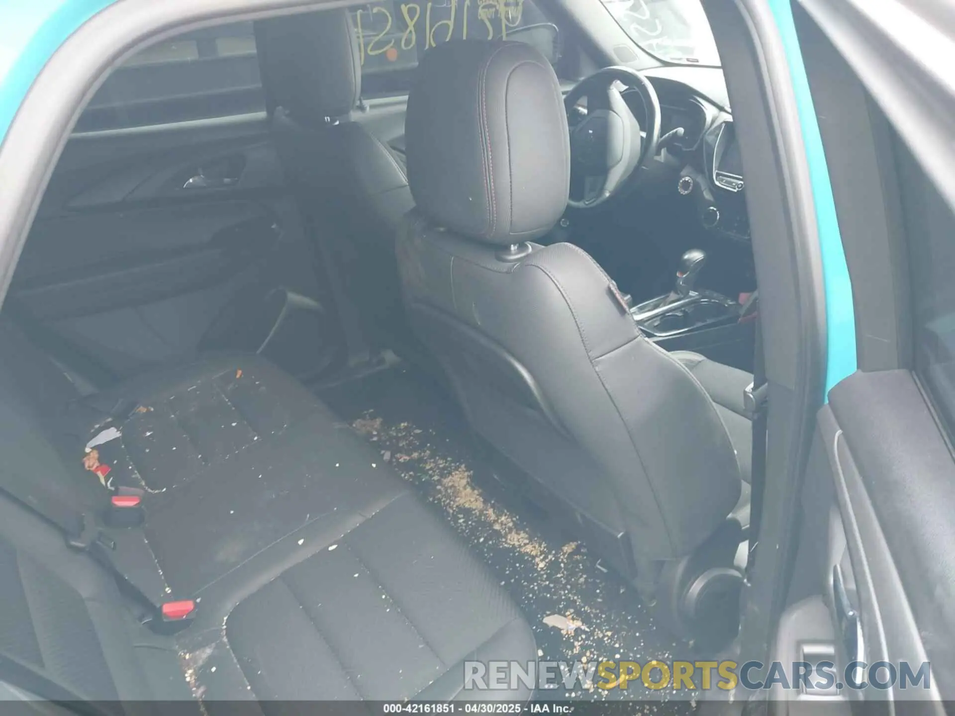 8 Photograph of a damaged car KL79MTSL8MB026034 CHEVROLET TRAILBLAZER 2021