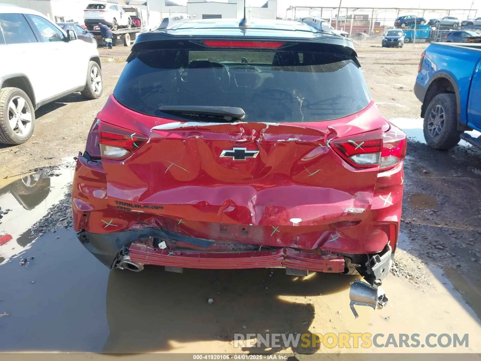 17 Photograph of a damaged car KL79MUSL1MB065103 CHEVROLET TRAILBLAZER 2021