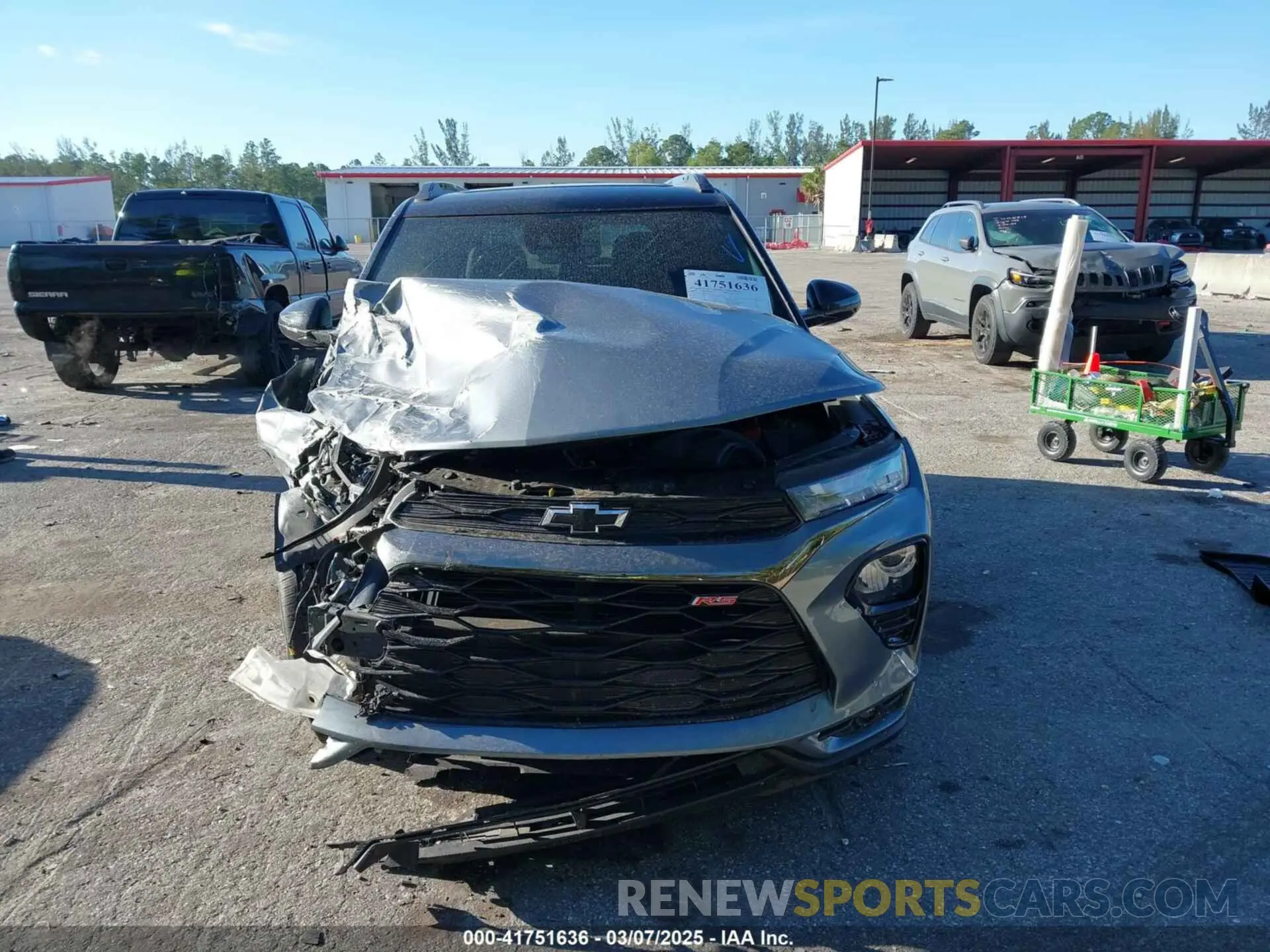 12 Photograph of a damaged car KL79MUSL5MB133239 CHEVROLET TRAILBLAZER 2021