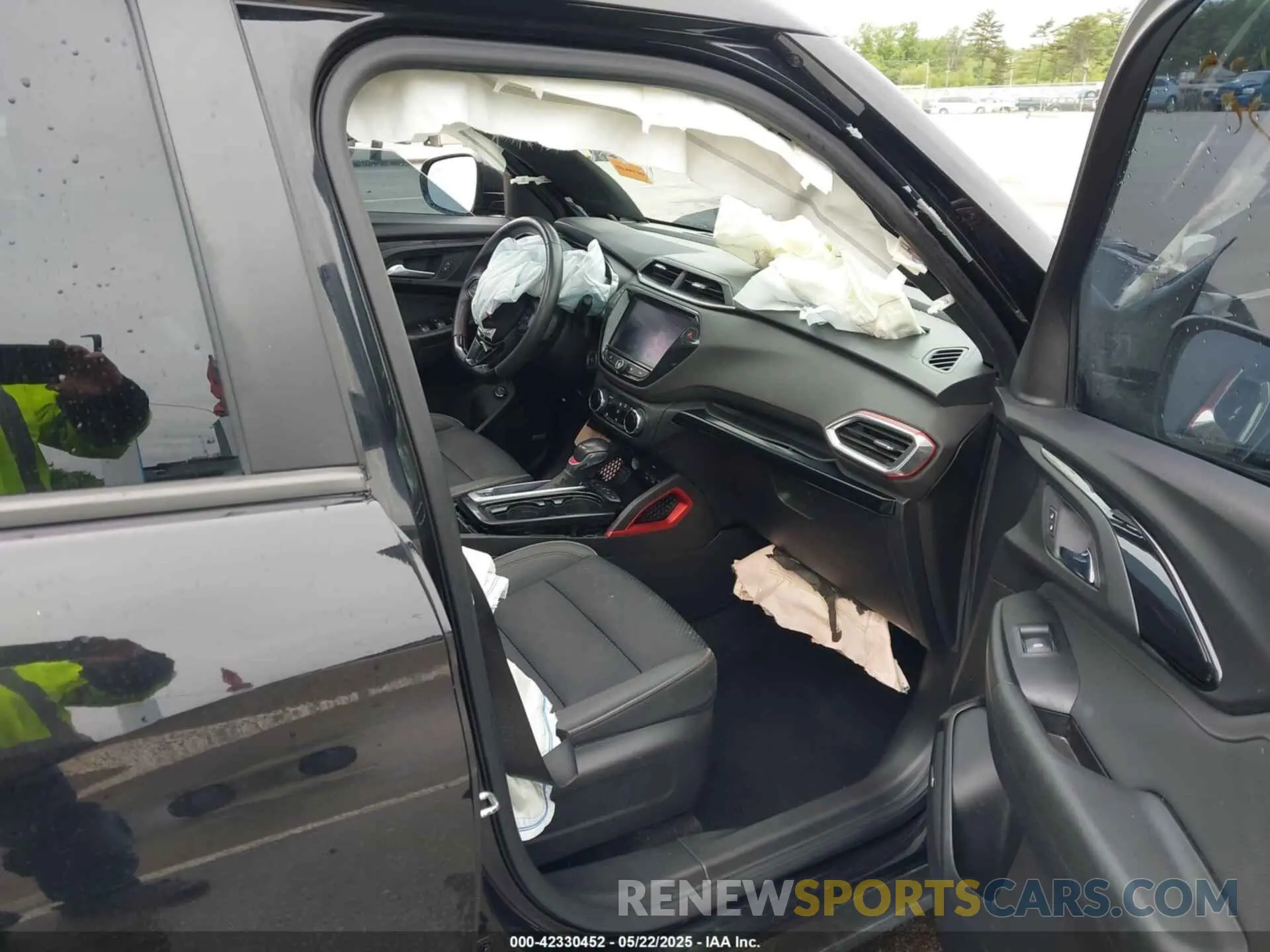 5 Photograph of a damaged car KL79MUSL6MB138398 CHEVROLET TRAILBLAZER 2021