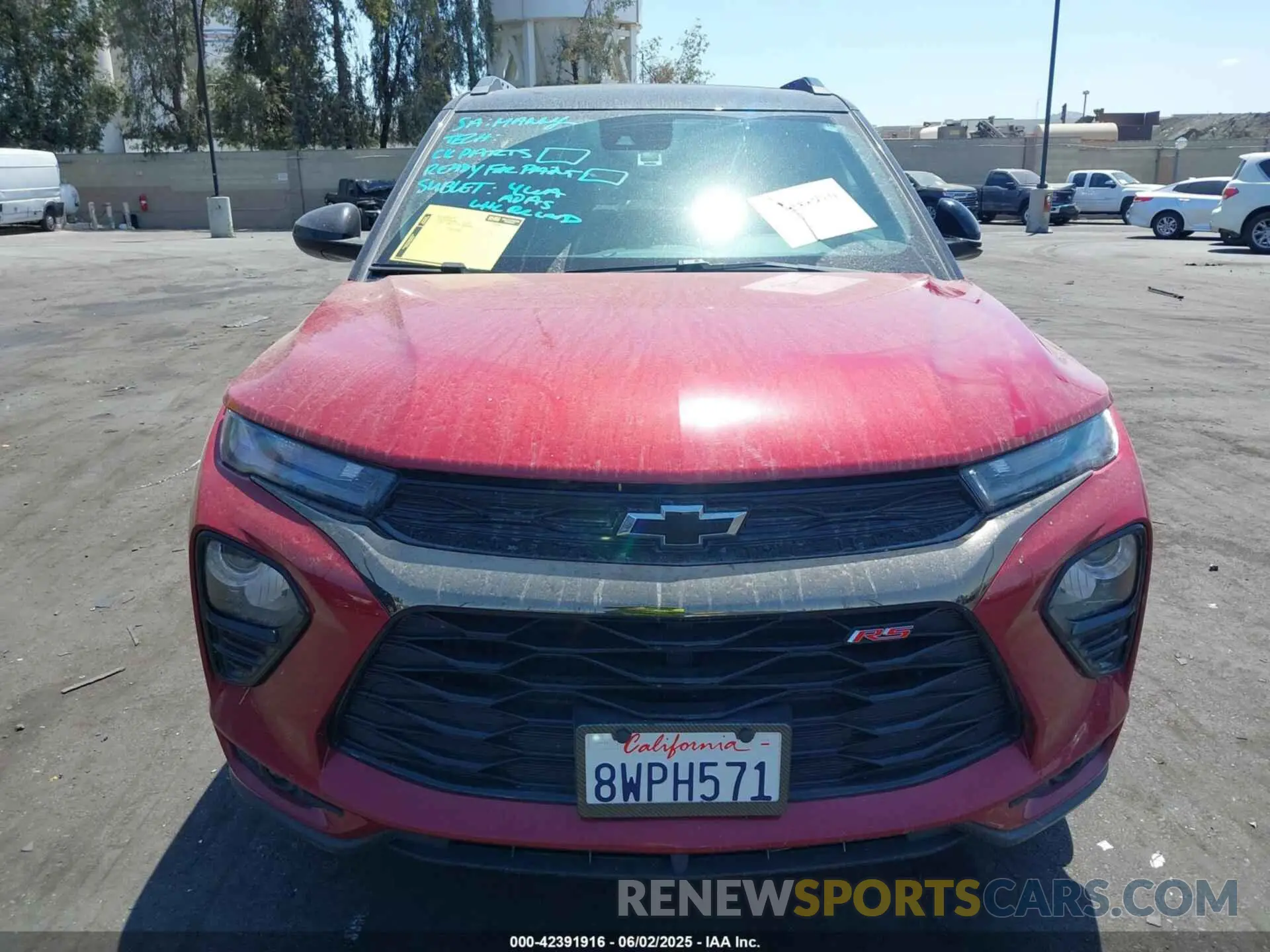 12 Photograph of a damaged car KL79MUSL6MB142094 CHEVROLET TRAILBLAZER 2021