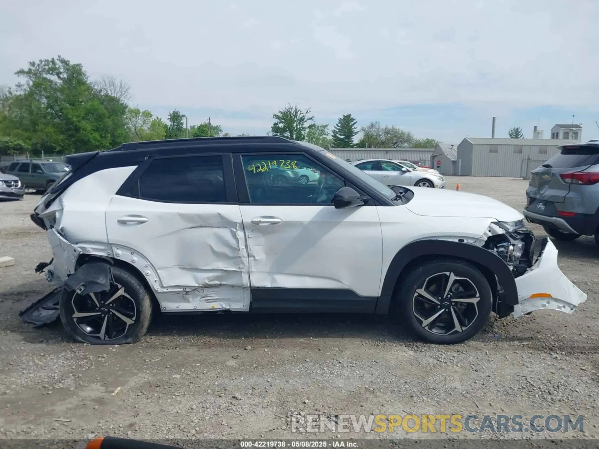 13 Photograph of a damaged car KL79MUSL6MB153516 CHEVROLET TRAILBLAZER 2021
