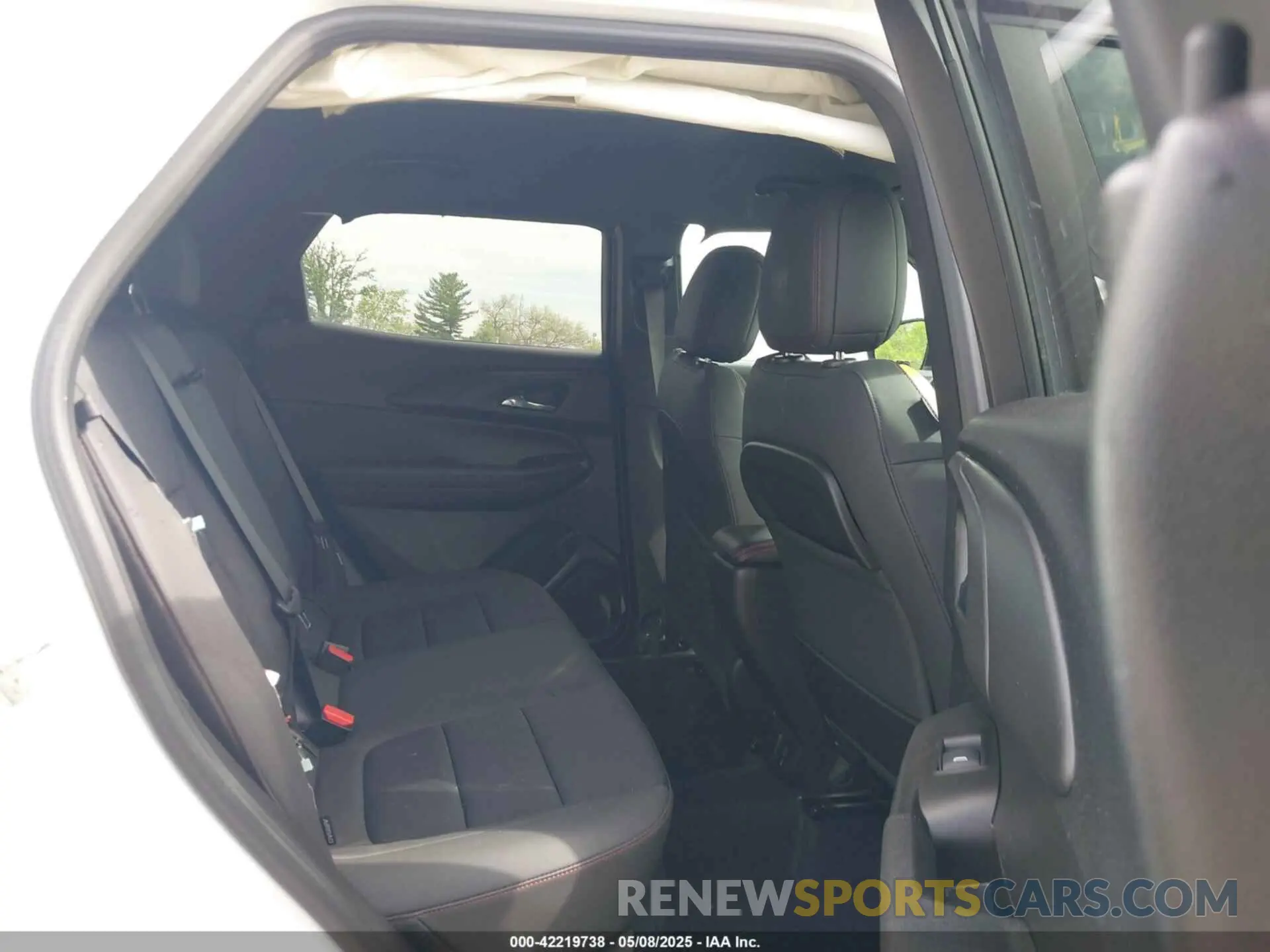 8 Photograph of a damaged car KL79MUSL6MB153516 CHEVROLET TRAILBLAZER 2021