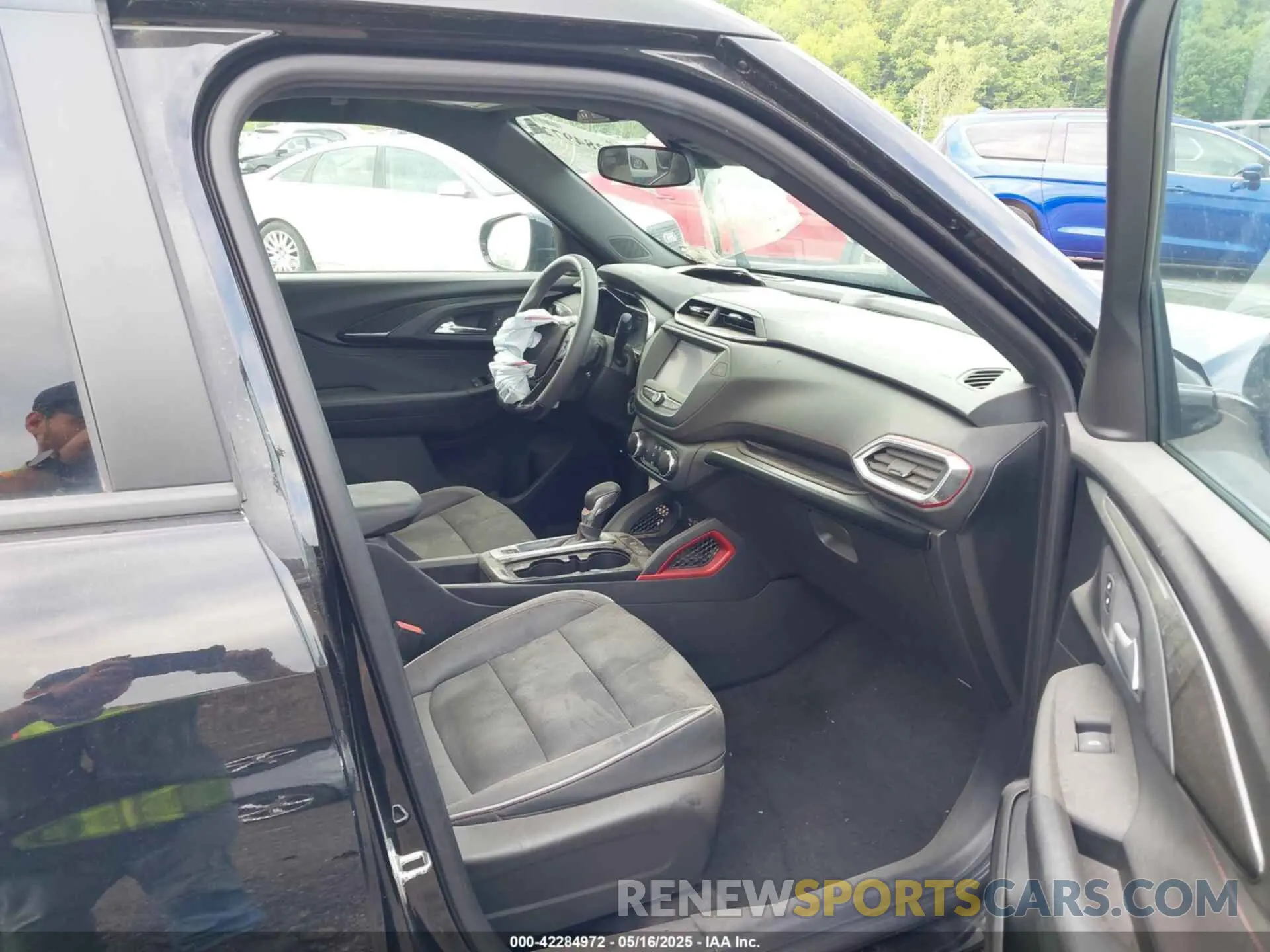 5 Photograph of a damaged car KL79MUSL8MB178496 CHEVROLET TRAILBLAZER 2021