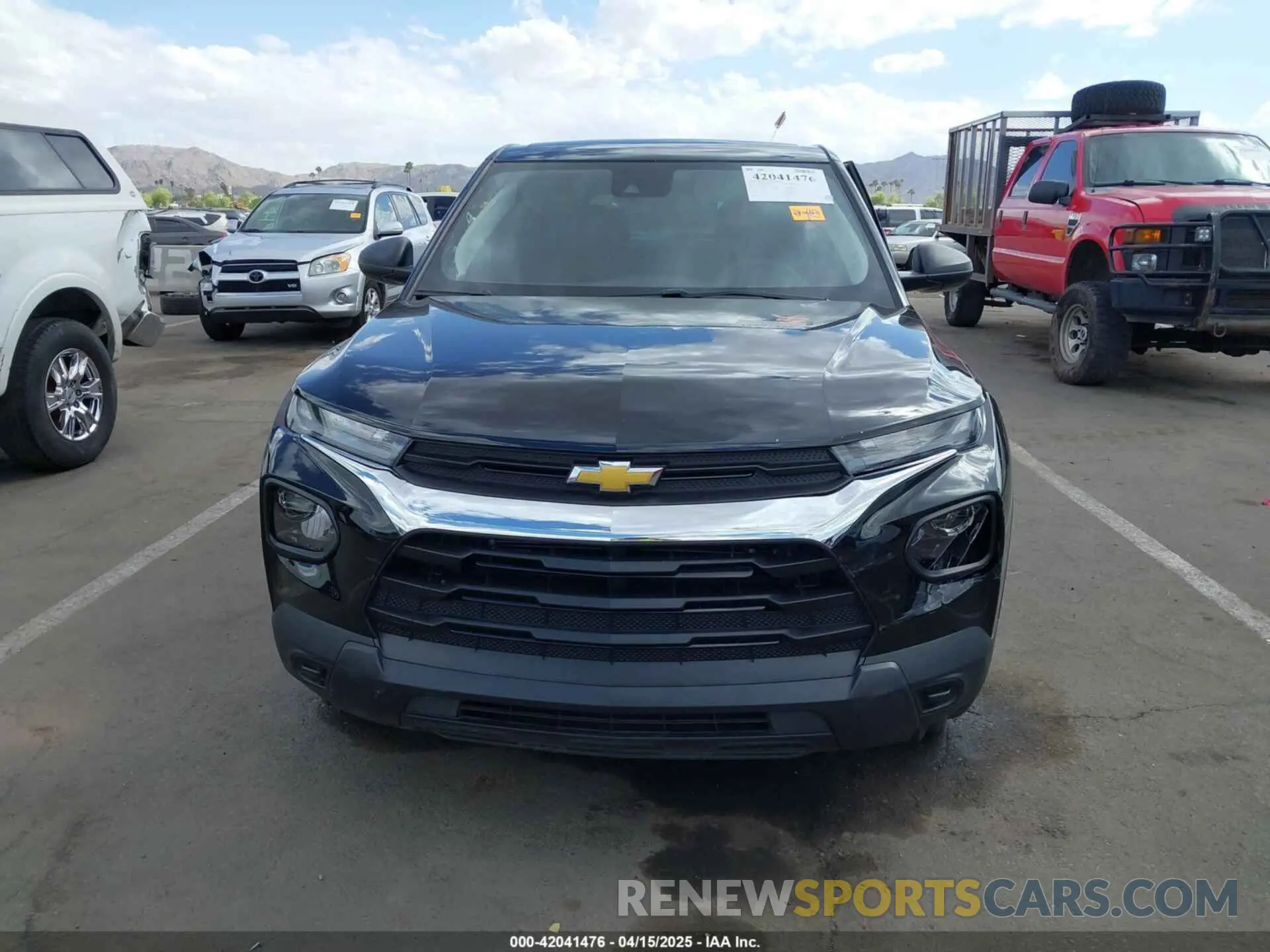 12 Photograph of a damaged car KL79MMS20NB103915 CHEVROLET TRAILBLAZER 2022