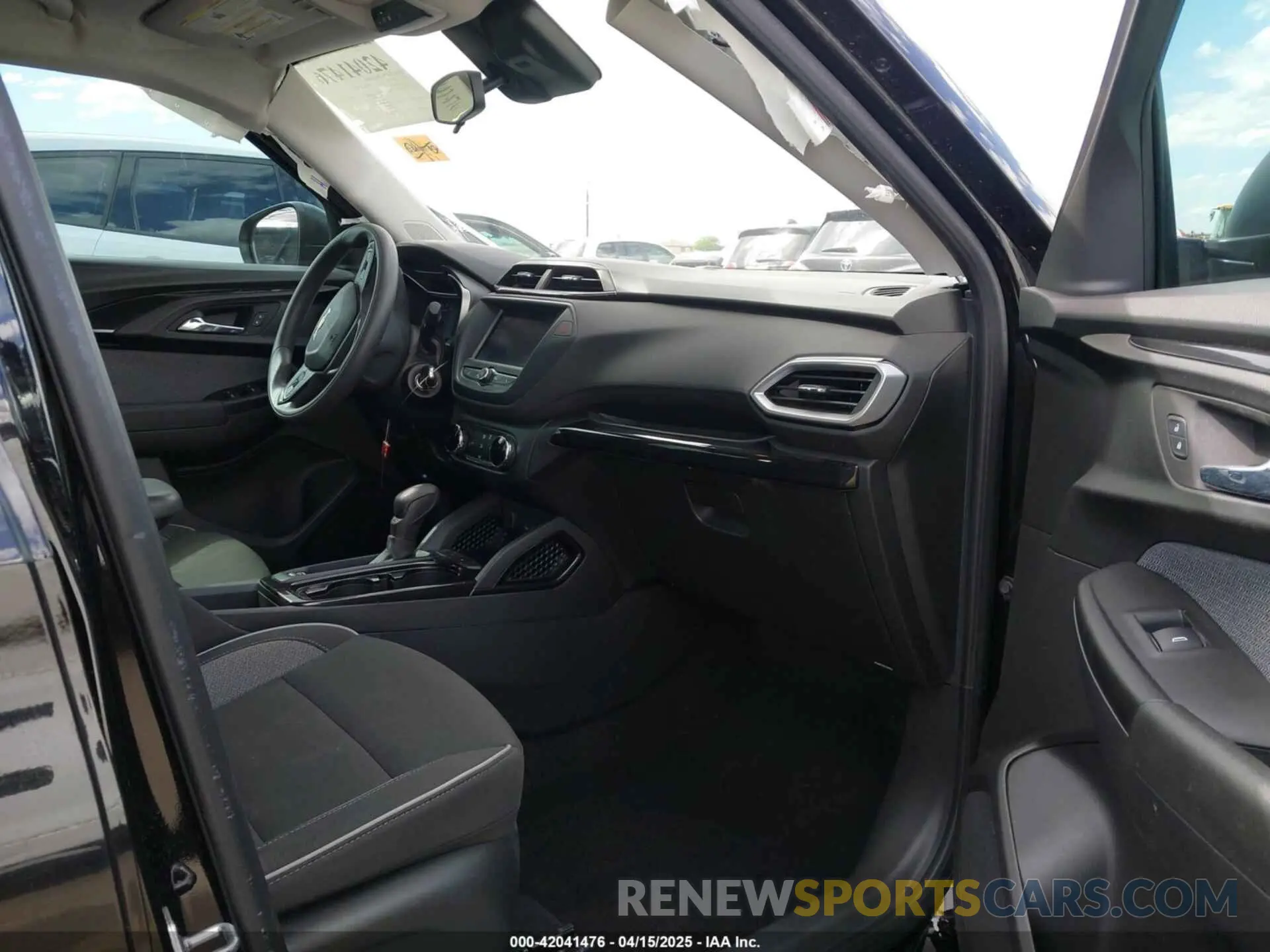 5 Photograph of a damaged car KL79MMS20NB103915 CHEVROLET TRAILBLAZER 2022