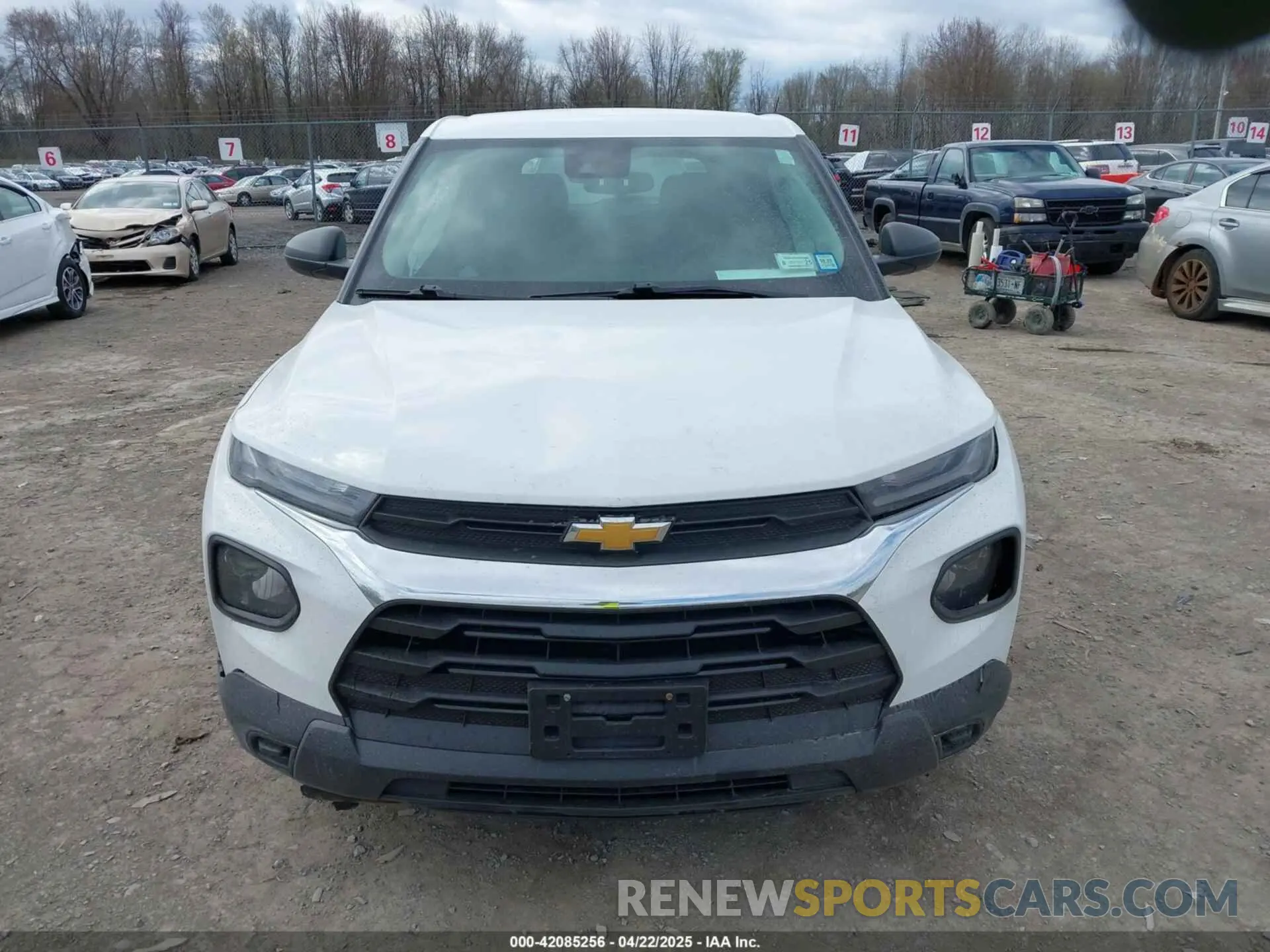 12 Photograph of a damaged car KL79MNSL1NB047644 CHEVROLET TRAILBLAZER 2022
