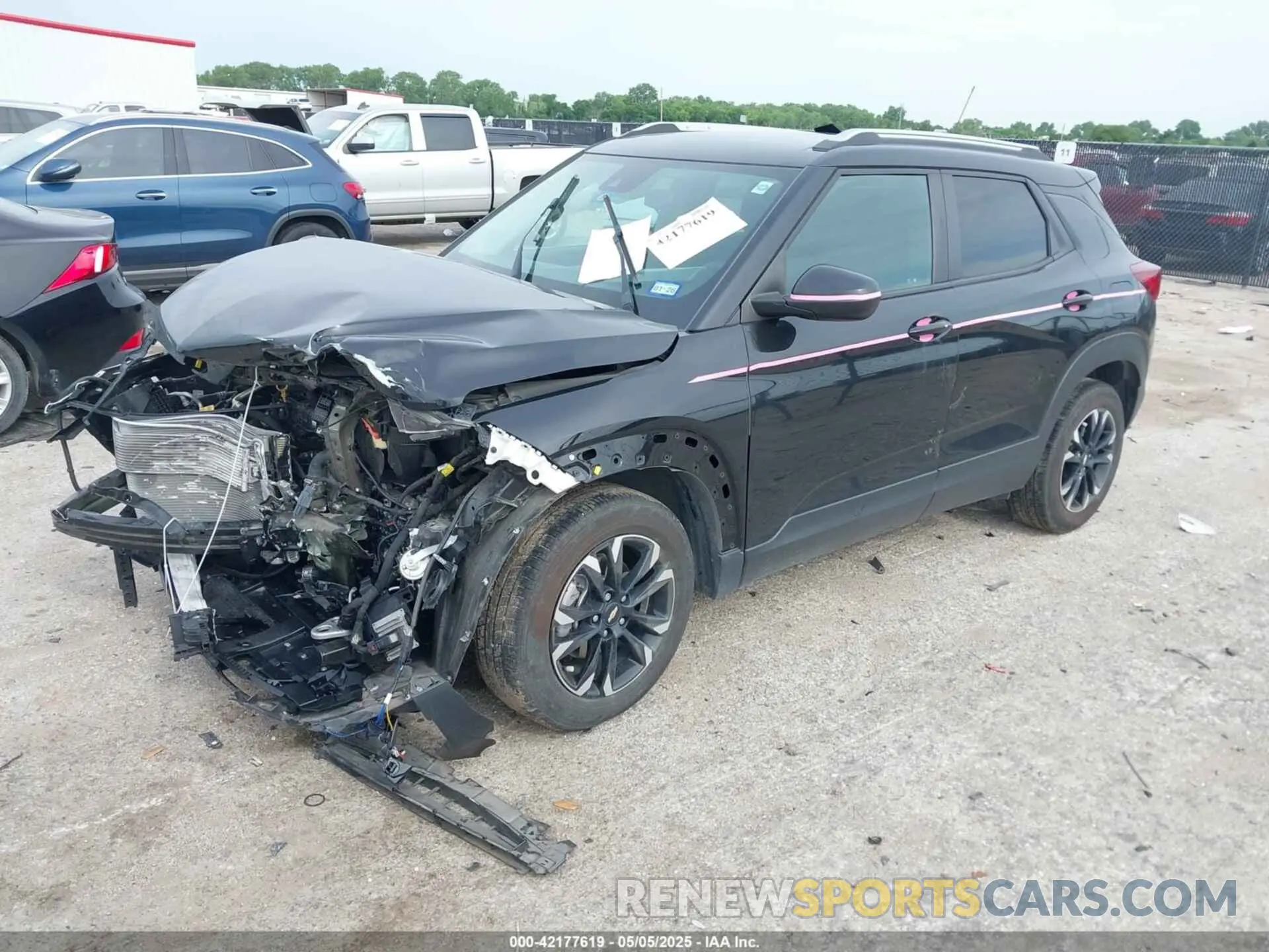 2 Photograph of a damaged car KL79MPSL1NB041029 CHEVROLET TRAILBLAZER 2022