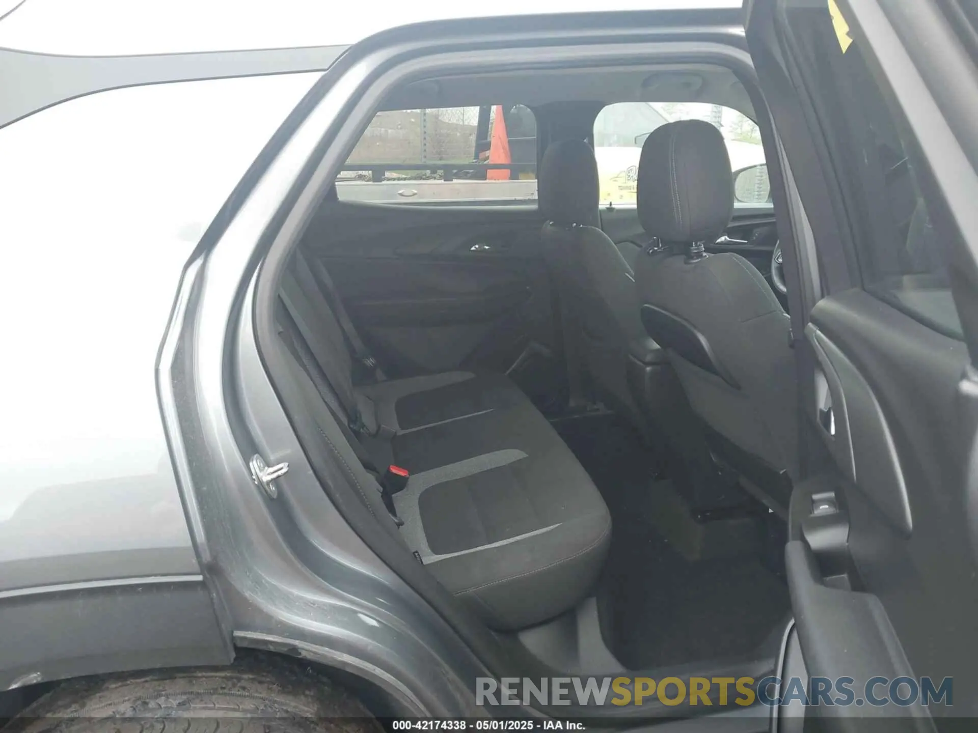 8 Photograph of a damaged car KL79MPSL1NB059160 CHEVROLET TRAILBLAZER 2022