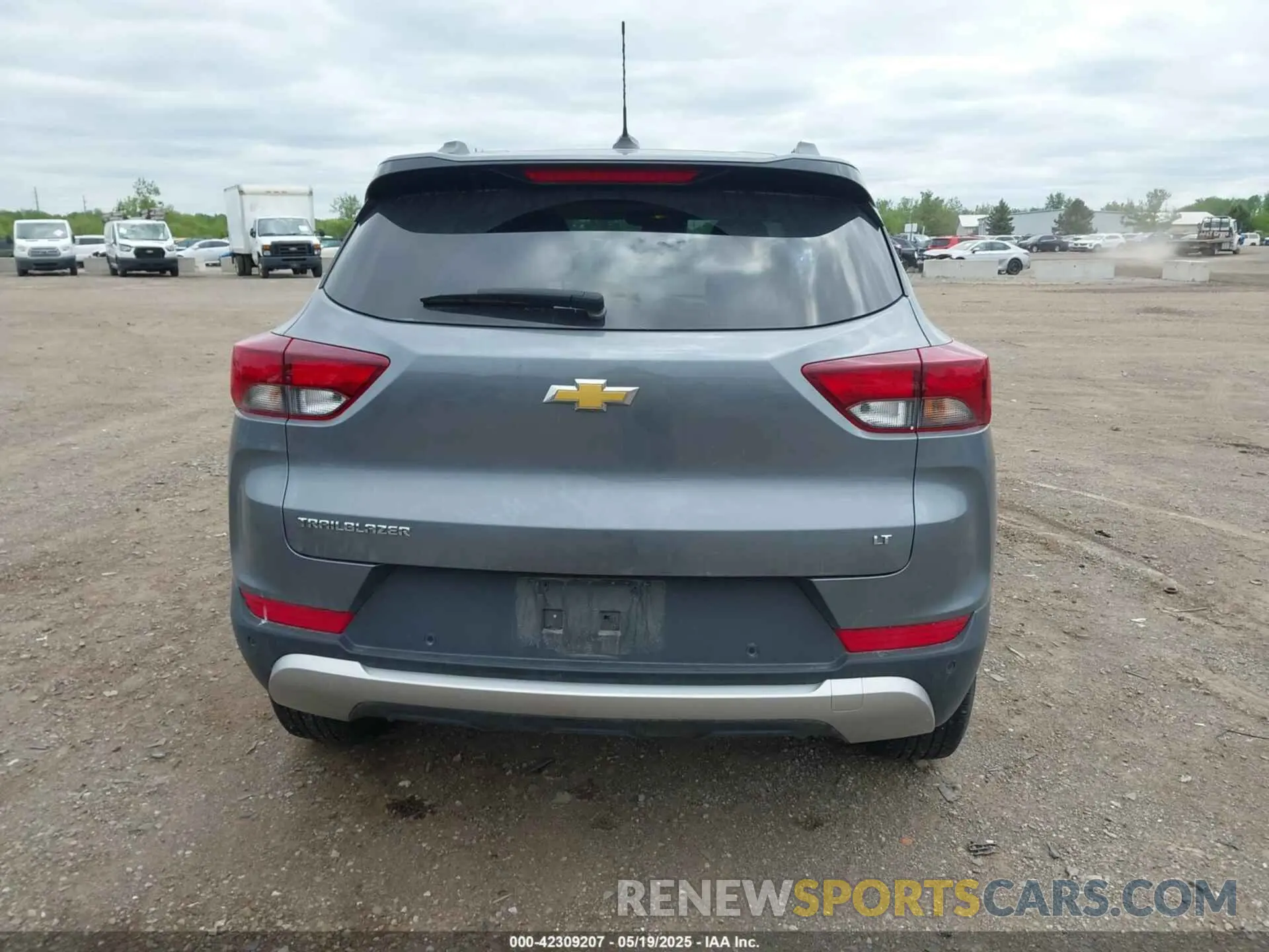 16 Photograph of a damaged car KL79MPSL2NB062617 CHEVROLET TRAILBLAZER 2022