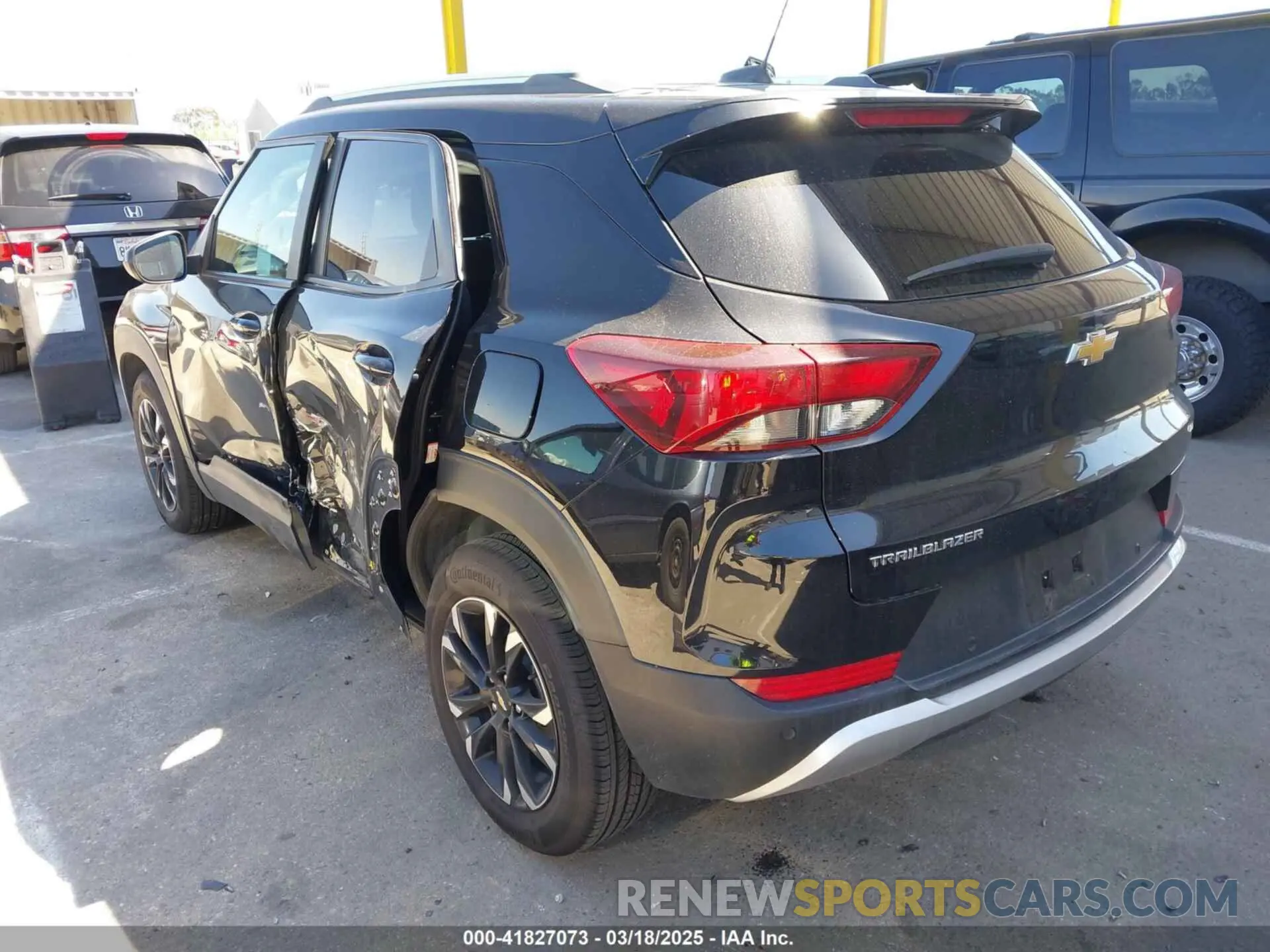 3 Photograph of a damaged car KL79MPSL3NB101554 CHEVROLET TRAILBLAZER 2022