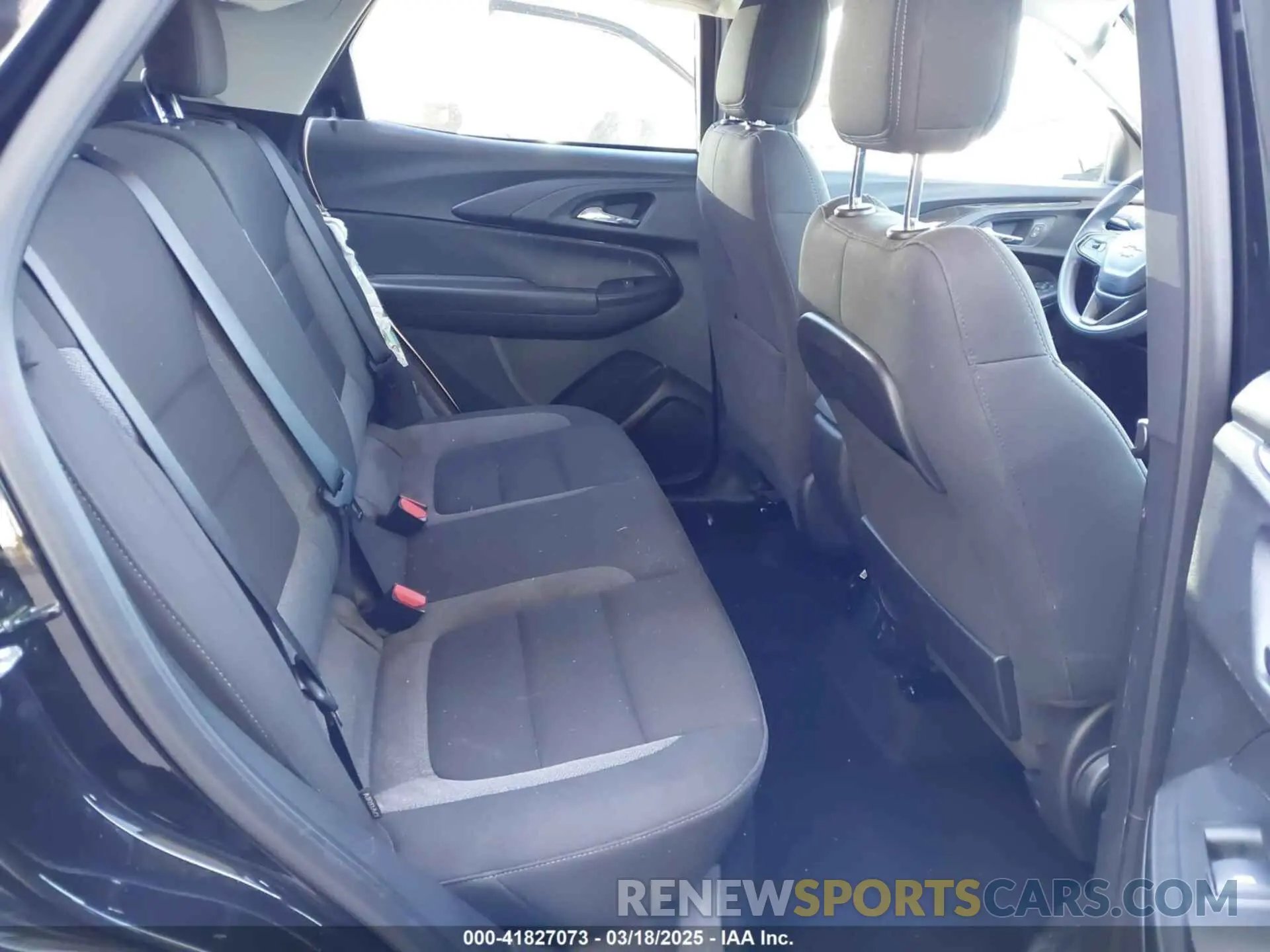 8 Photograph of a damaged car KL79MPSL3NB101554 CHEVROLET TRAILBLAZER 2022