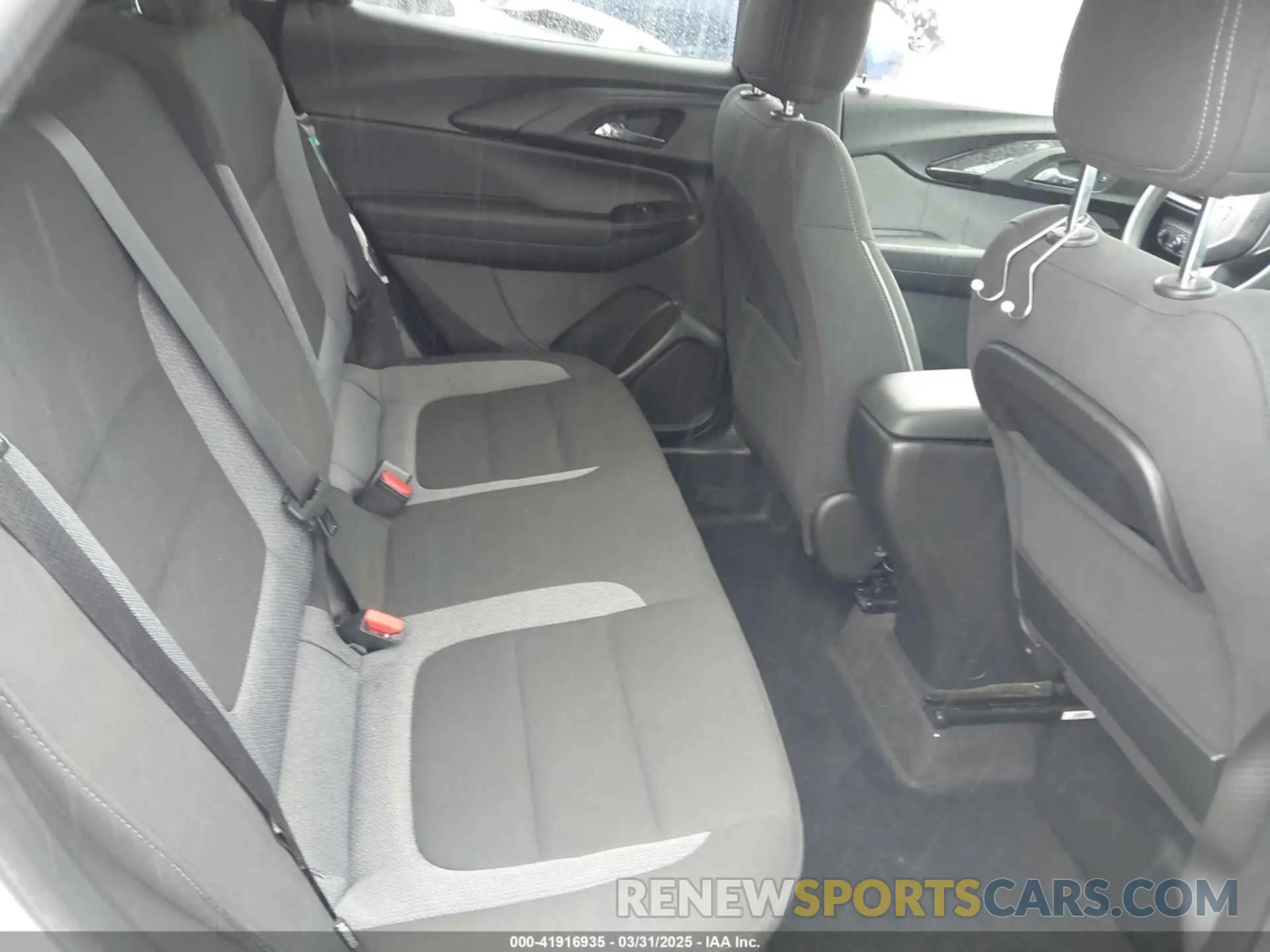 8 Photograph of a damaged car KL79MPSL4NB024614 CHEVROLET TRAILBLAZER 2022