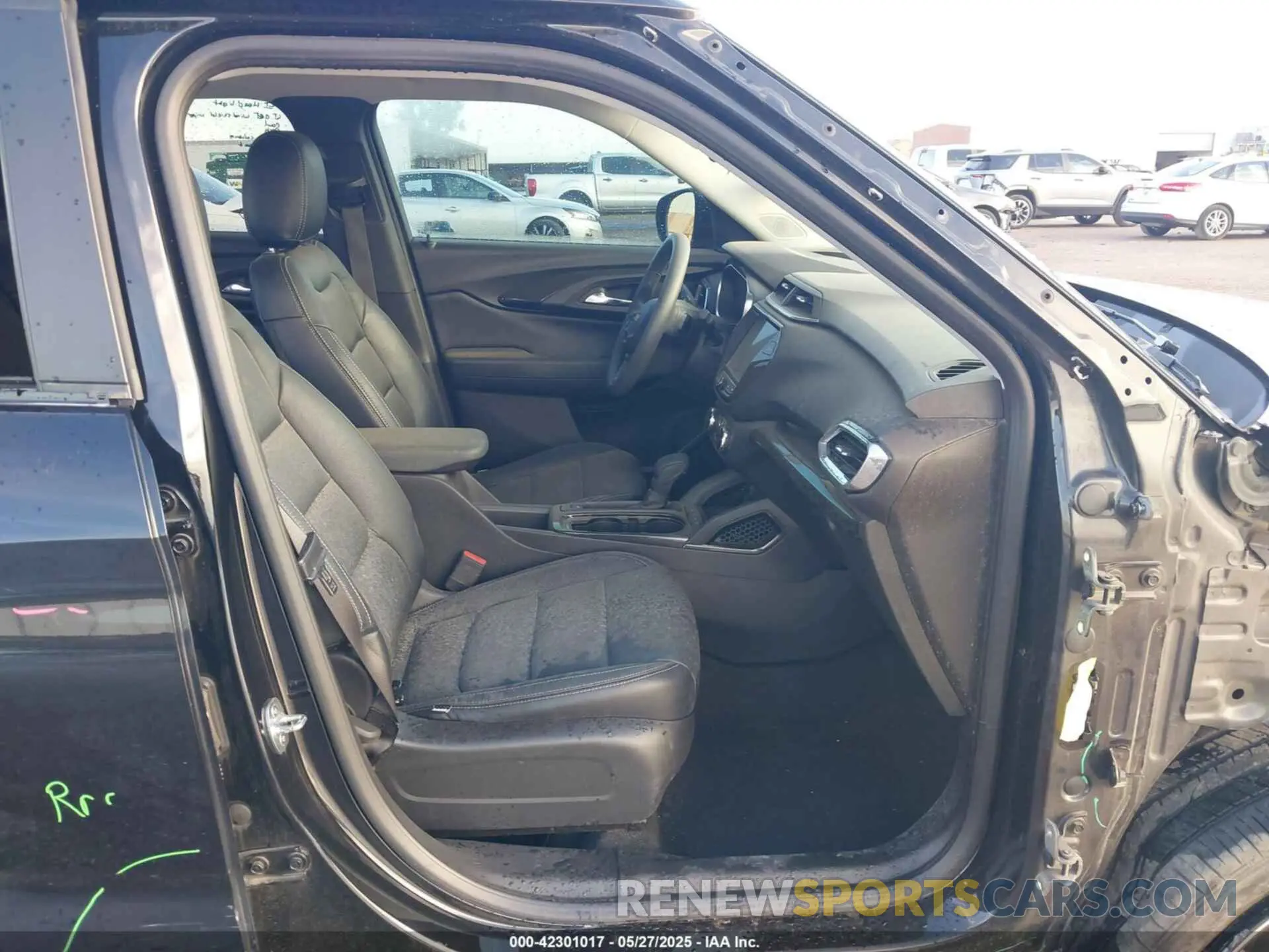 5 Photograph of a damaged car KL79MPSL4NB106584 CHEVROLET TRAILBLAZER 2022