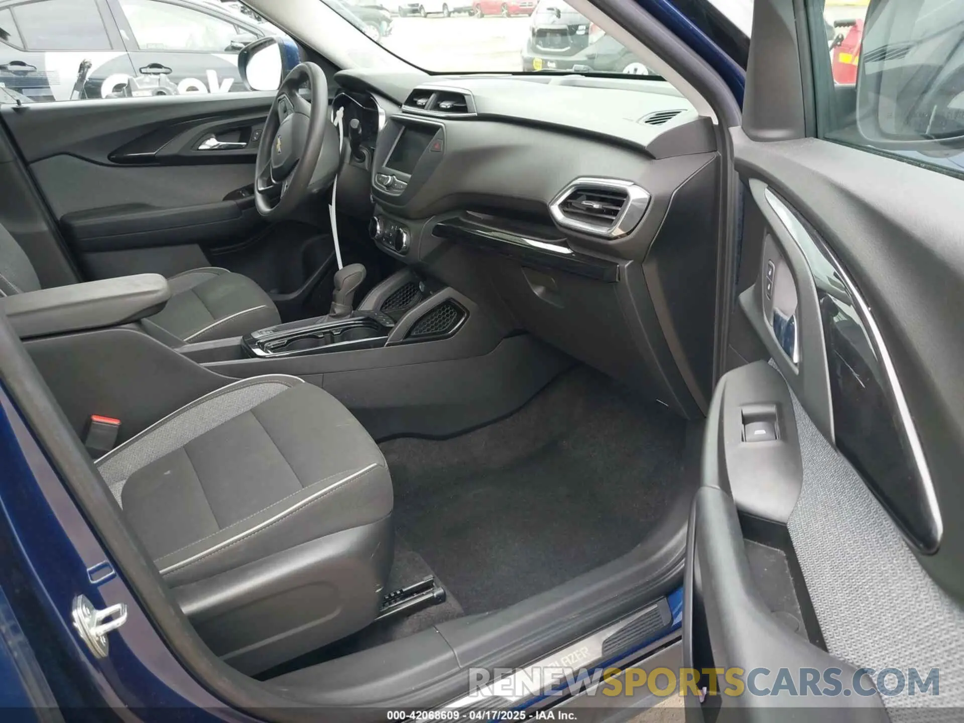 5 Photograph of a damaged car KL79MPSL7NB054433 CHEVROLET TRAILBLAZER 2022