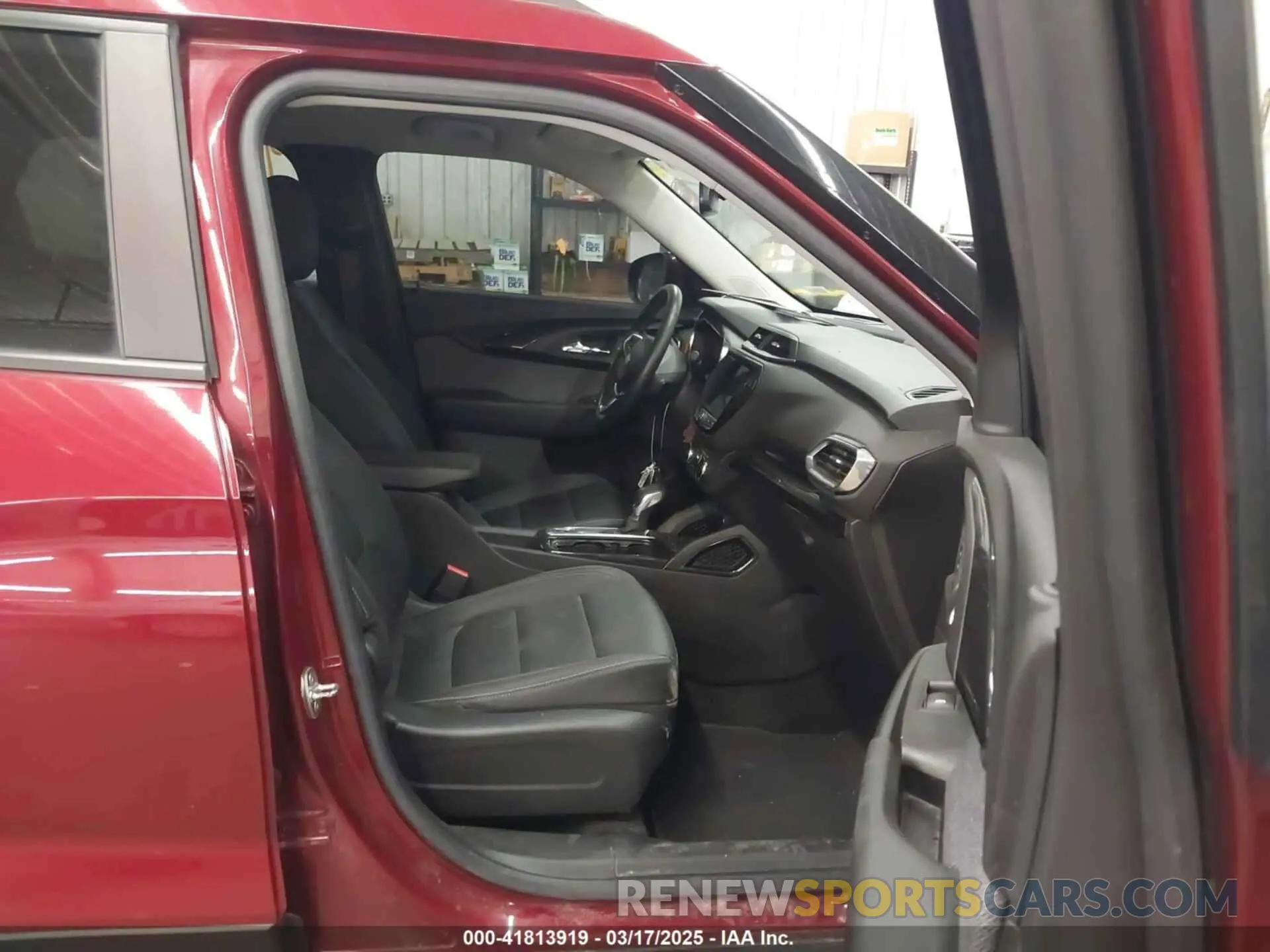 5 Photograph of a damaged car KL79MRSL9NB093262 CHEVROLET TRAILBLAZER 2022
