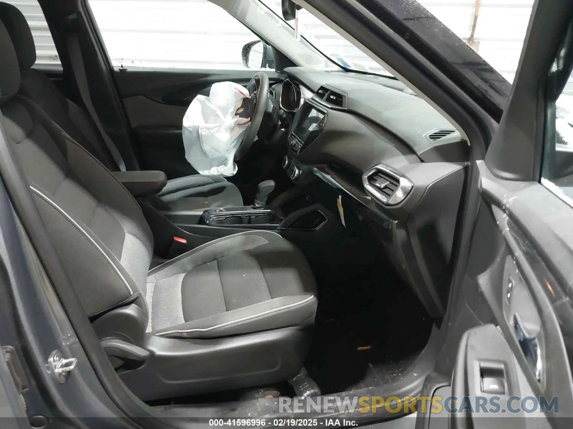 5 Photograph of a damaged car KL79MRSLXNB106522 CHEVROLET TRAILBLAZER 2022