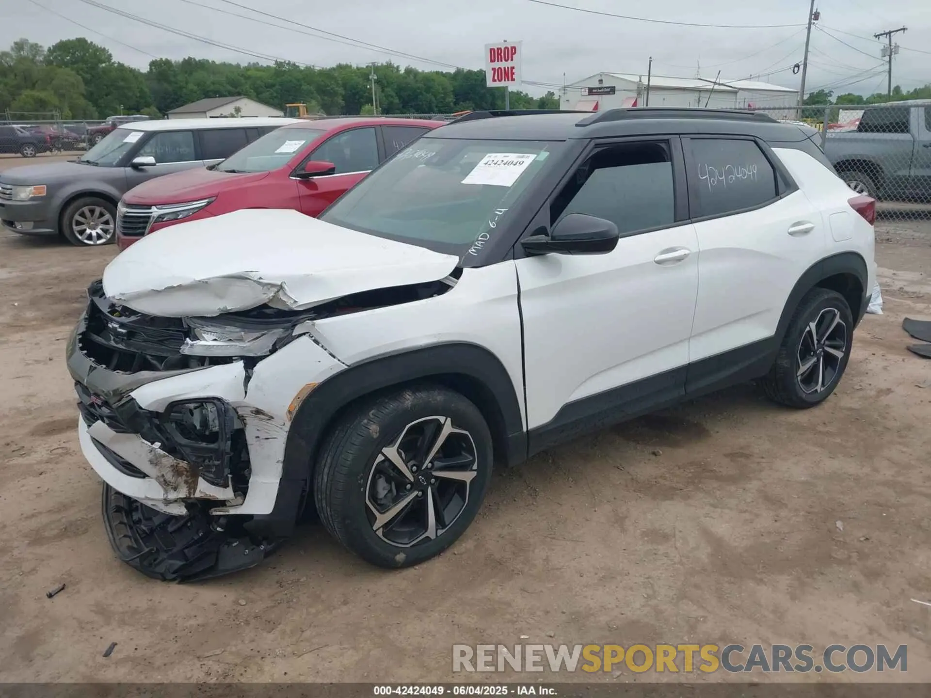 2 Photograph of a damaged car KL79MTSL0NB072068 CHEVROLET TRAILBLAZER 2022