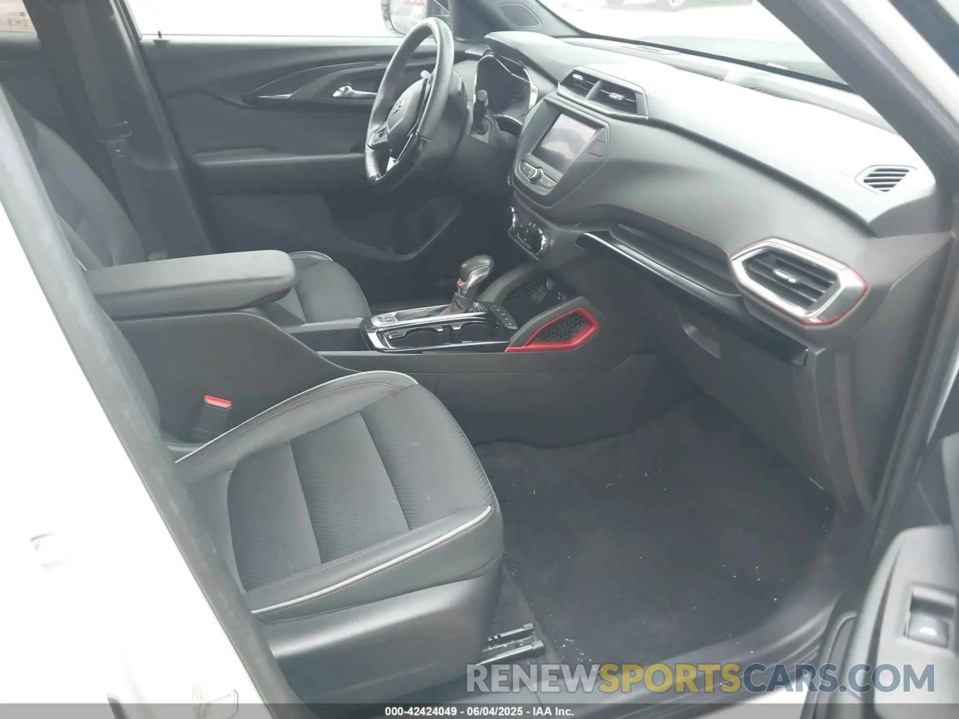 5 Photograph of a damaged car KL79MTSL0NB072068 CHEVROLET TRAILBLAZER 2022