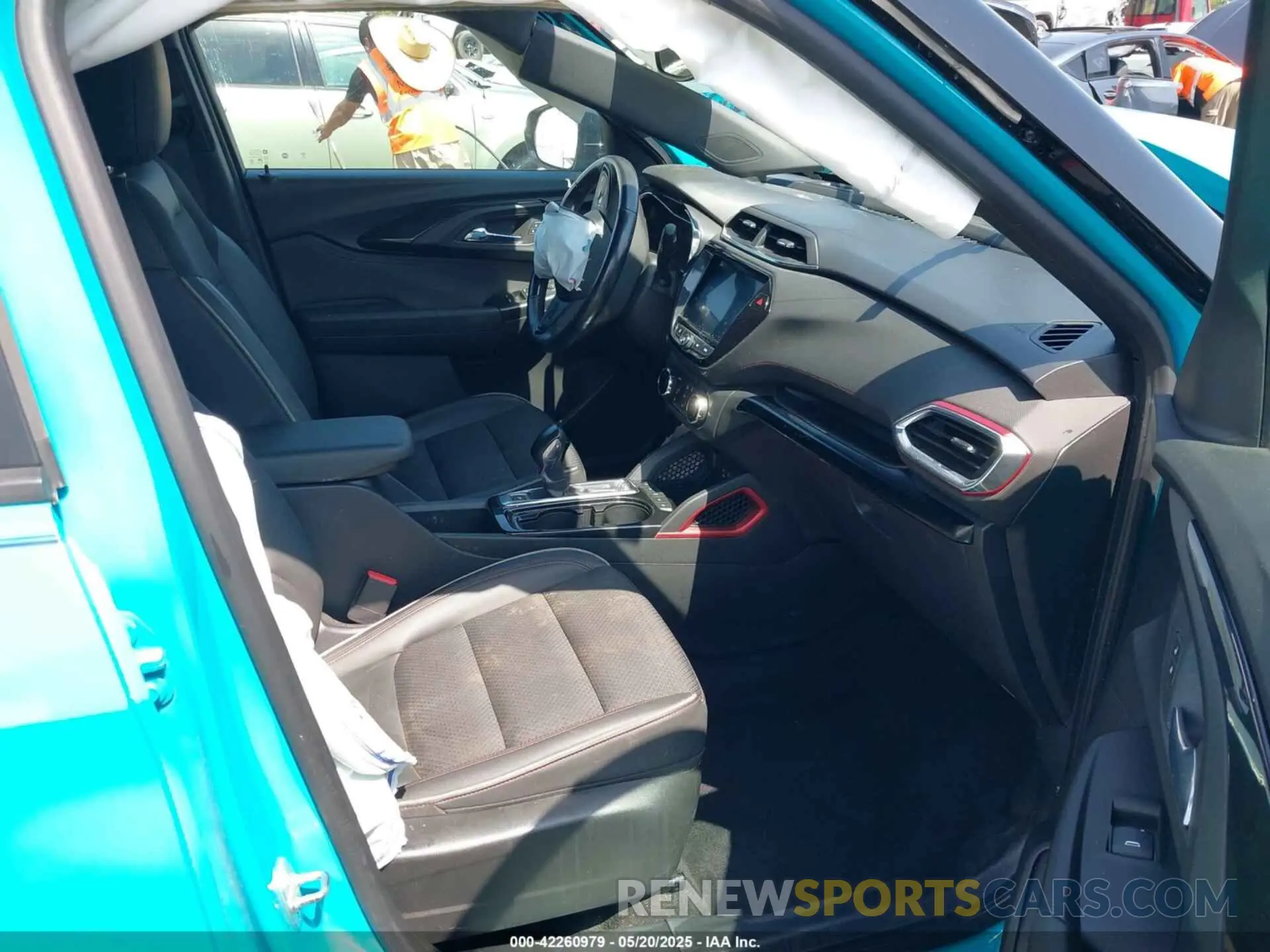 5 Photograph of a damaged car KL79MTSL1NB037815 CHEVROLET TRAILBLAZER 2022