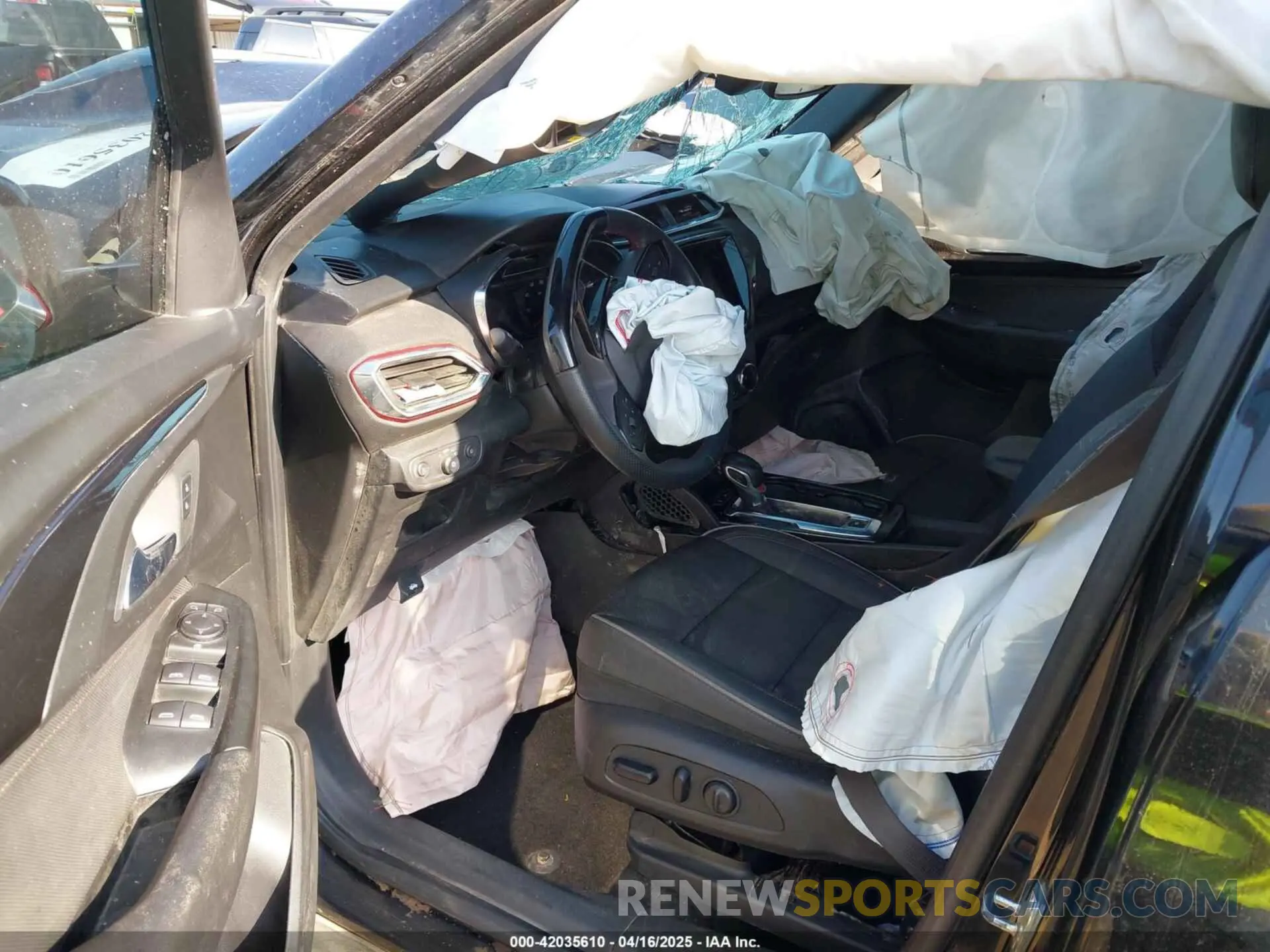 5 Photograph of a damaged car KL79MTSL1NB106972 CHEVROLET TRAILBLAZER 2022