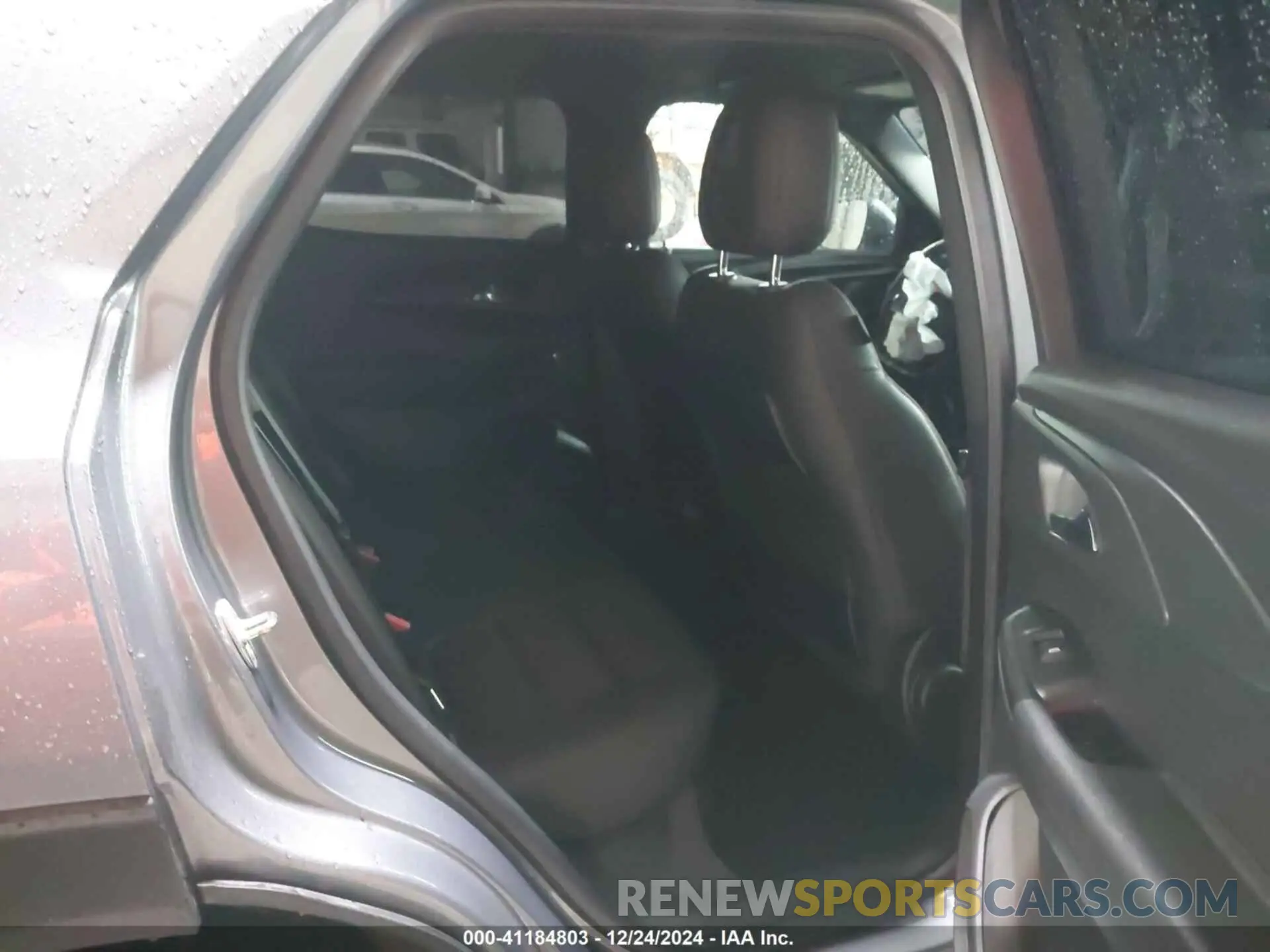 8 Photograph of a damaged car KL79MTSL2NB037029 CHEVROLET TRAILBLAZER 2022