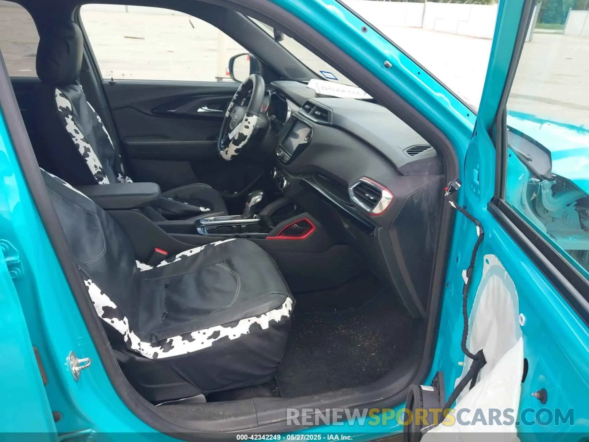5 Photograph of a damaged car KL79MTSL3NB016061 CHEVROLET TRAILBLAZER 2022