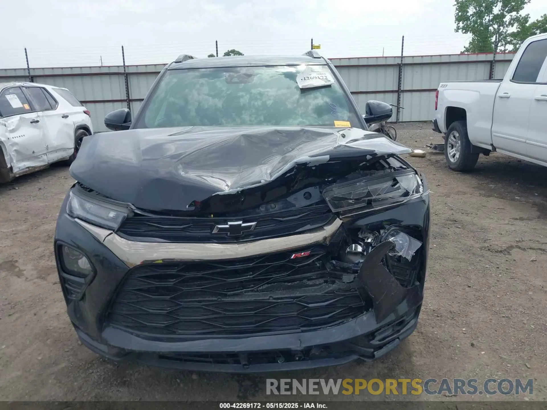 12 Photograph of a damaged car KL79MTSL5NB061647 CHEVROLET TRAILBLAZER 2022