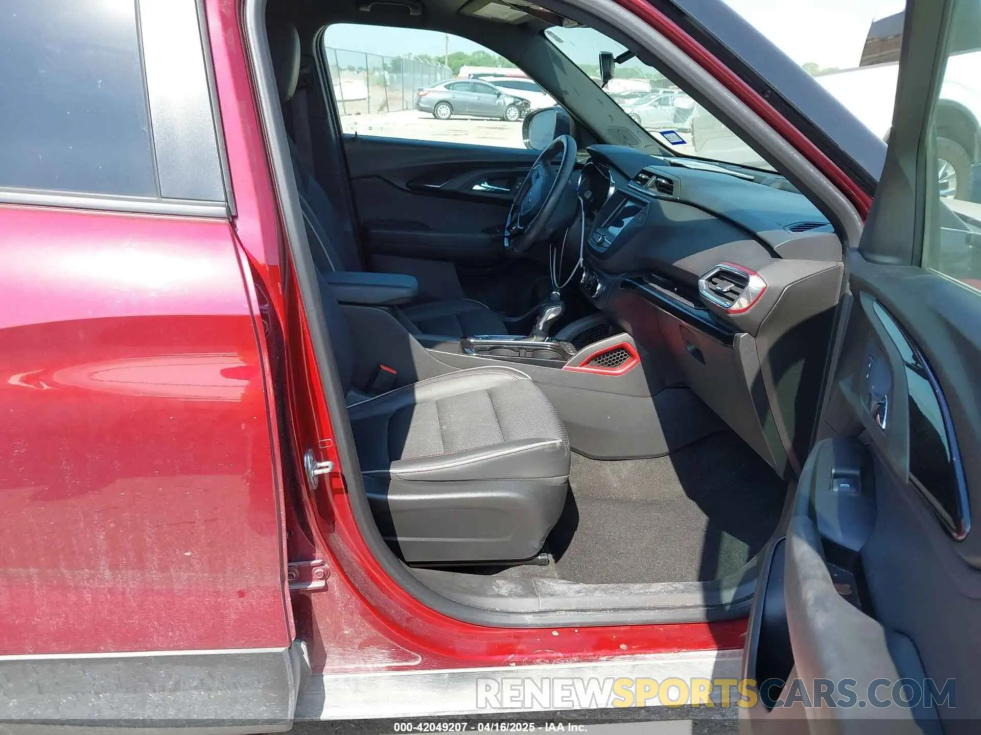 5 Photograph of a damaged car KL79MTSL7NB108094 CHEVROLET TRAILBLAZER 2022