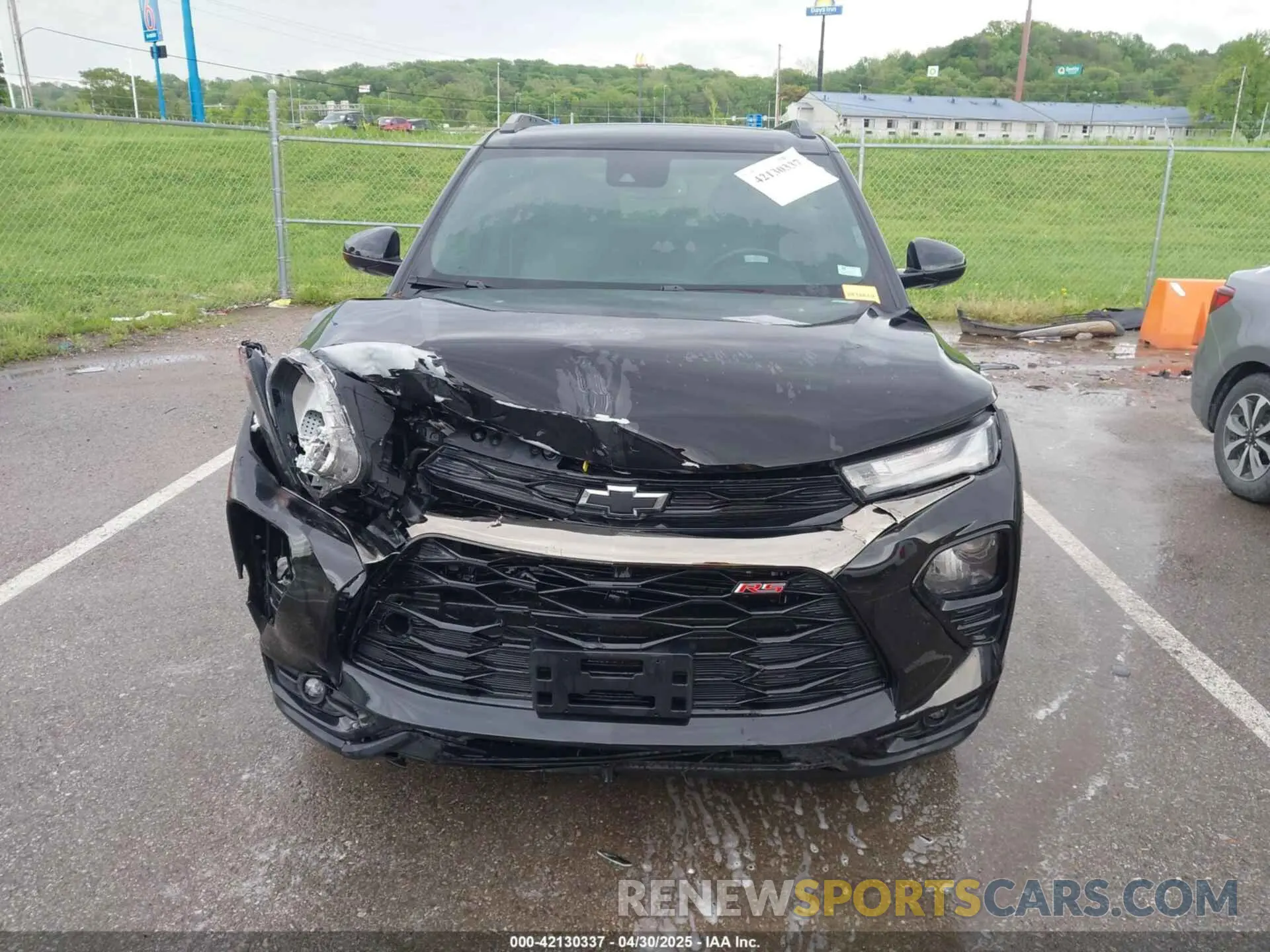 12 Photograph of a damaged car KL79MTSL8NB019134 CHEVROLET TRAILBLAZER 2022