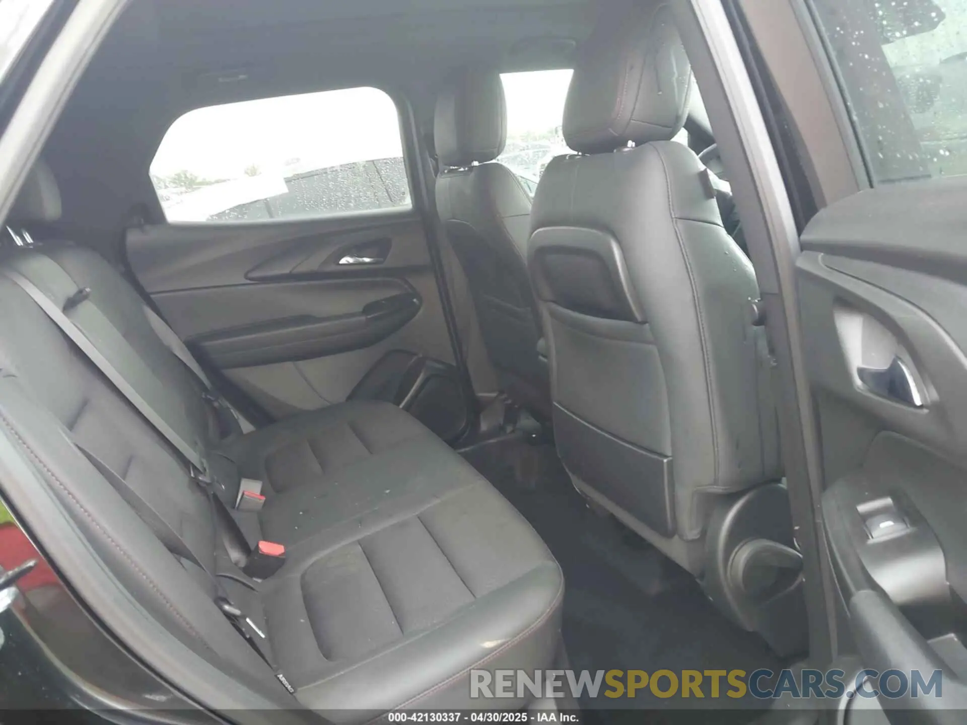8 Photograph of a damaged car KL79MTSL8NB019134 CHEVROLET TRAILBLAZER 2022