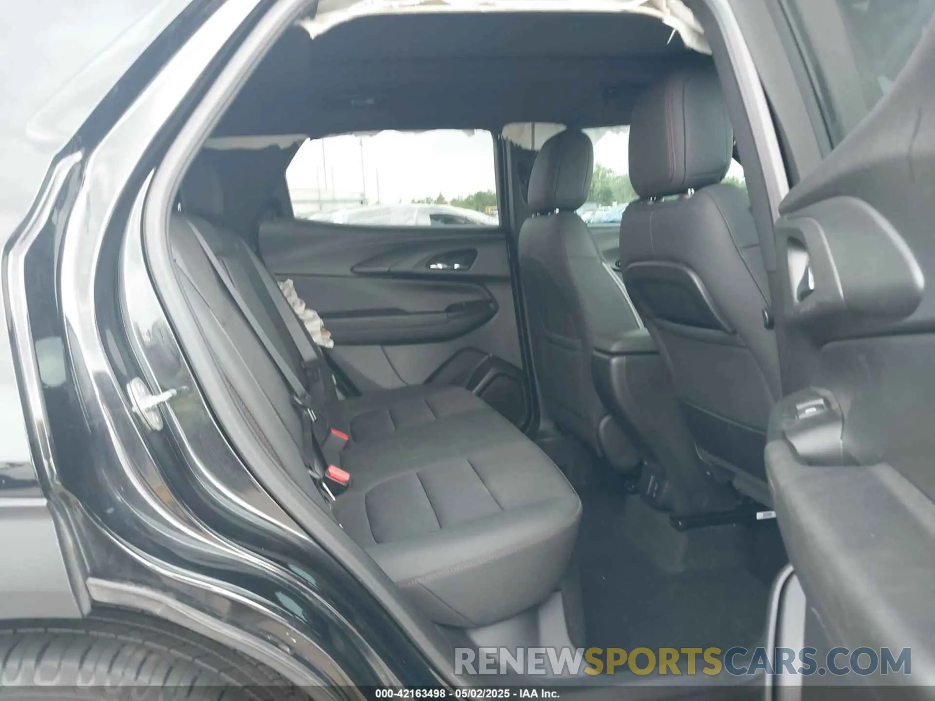 8 Photograph of a damaged car KL79MTSL8NB049234 CHEVROLET TRAILBLAZER 2022