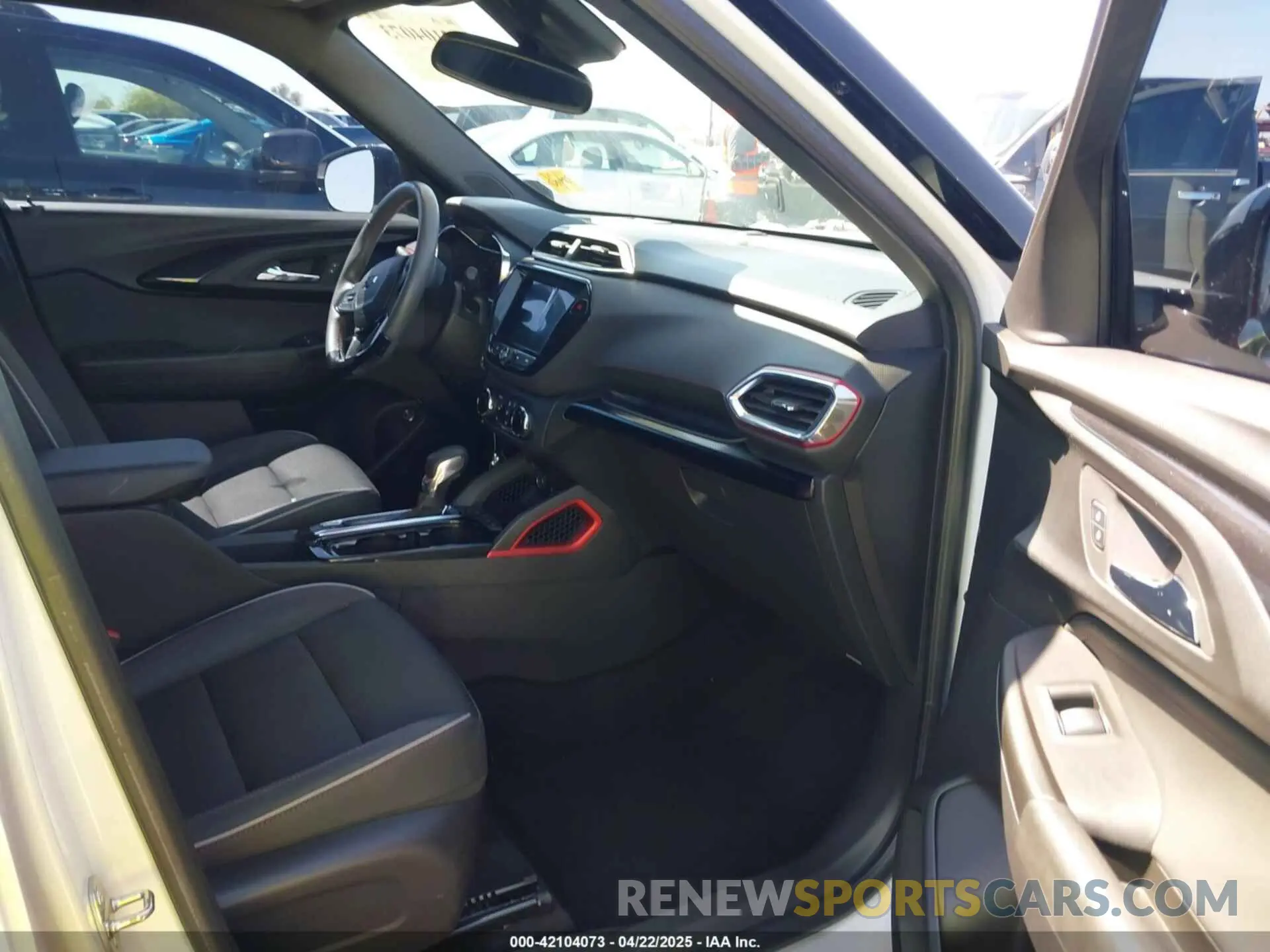 5 Photograph of a damaged car KL79MTSL8NB120156 CHEVROLET TRAILBLAZER 2022