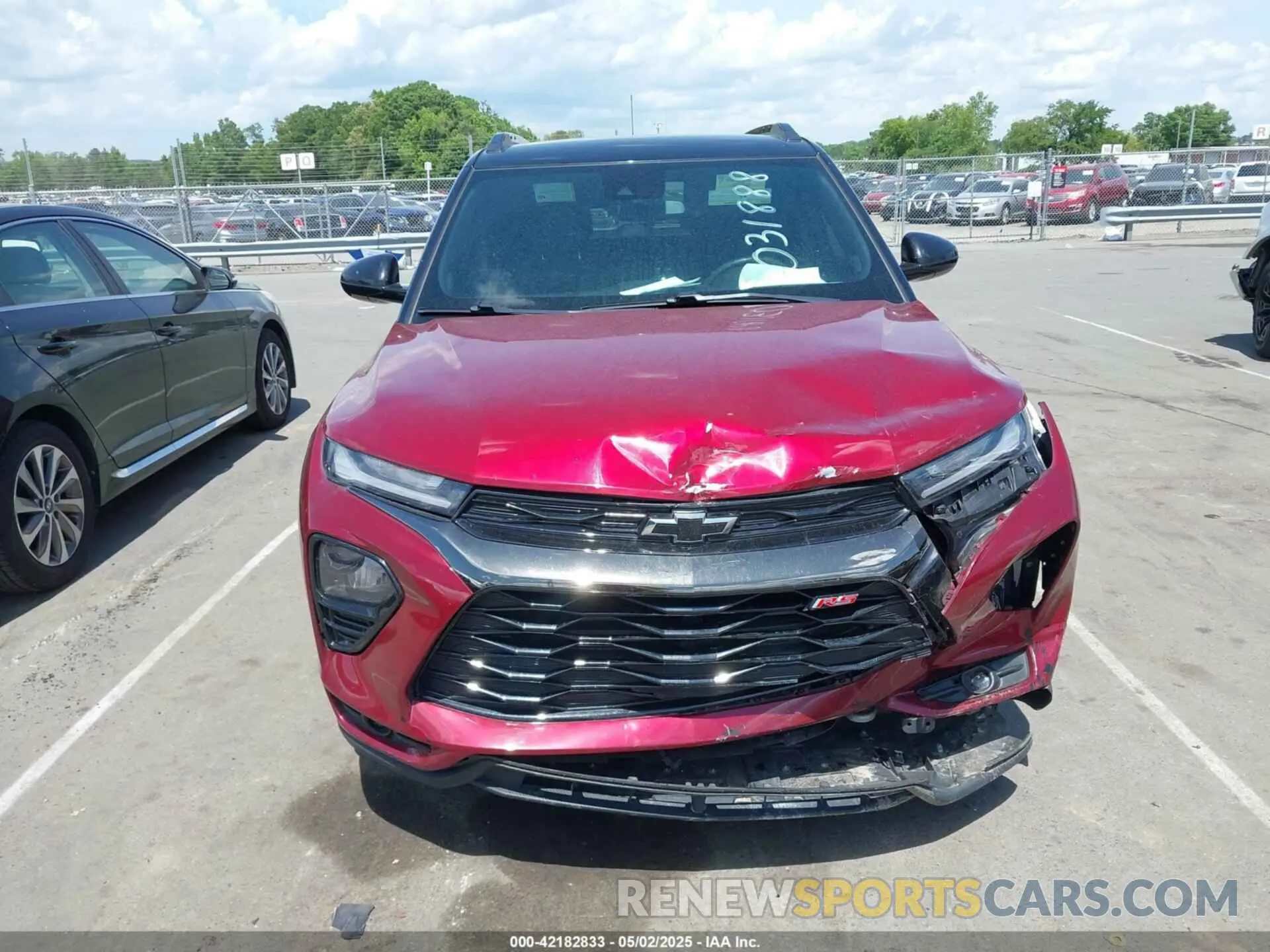 12 Photograph of a damaged car KL79MTSL9NB031888 CHEVROLET TRAILBLAZER 2022