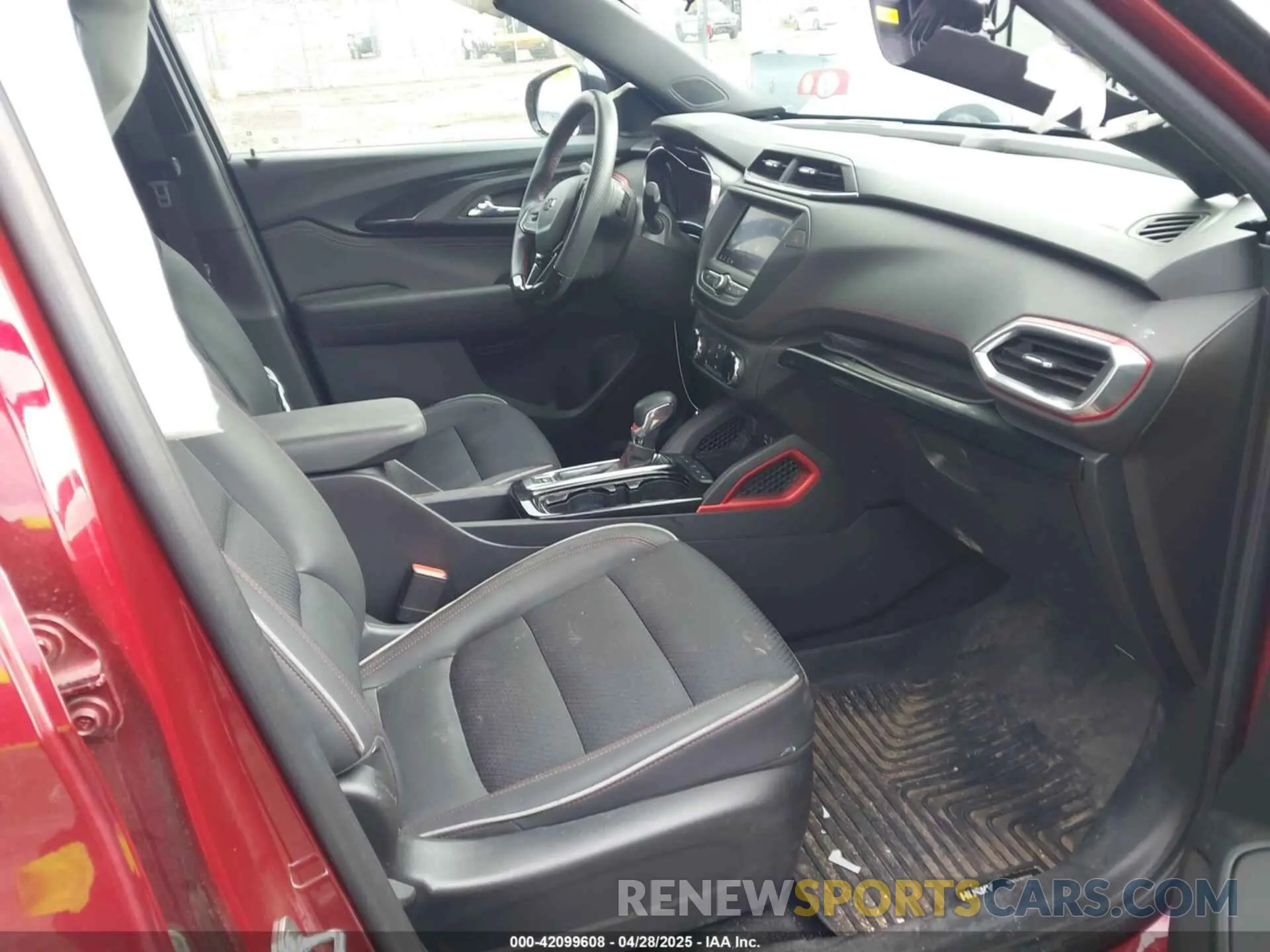 5 Photograph of a damaged car KL79MTSL9NB119159 CHEVROLET TRAILBLAZER 2022
