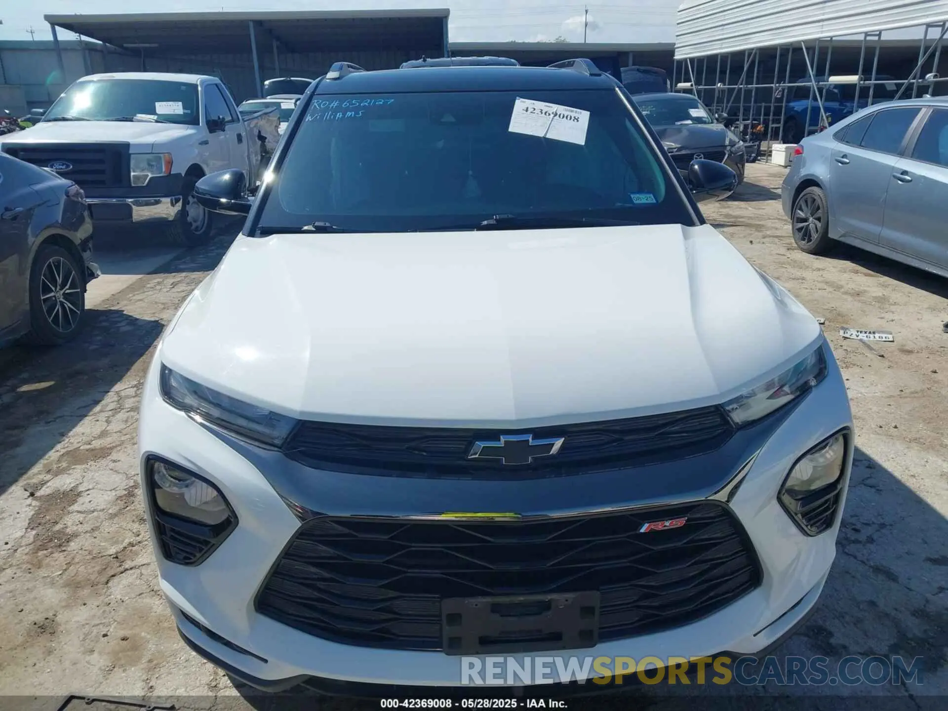 12 Photograph of a damaged car KL79MTSLXNB010287 CHEVROLET TRAILBLAZER 2022