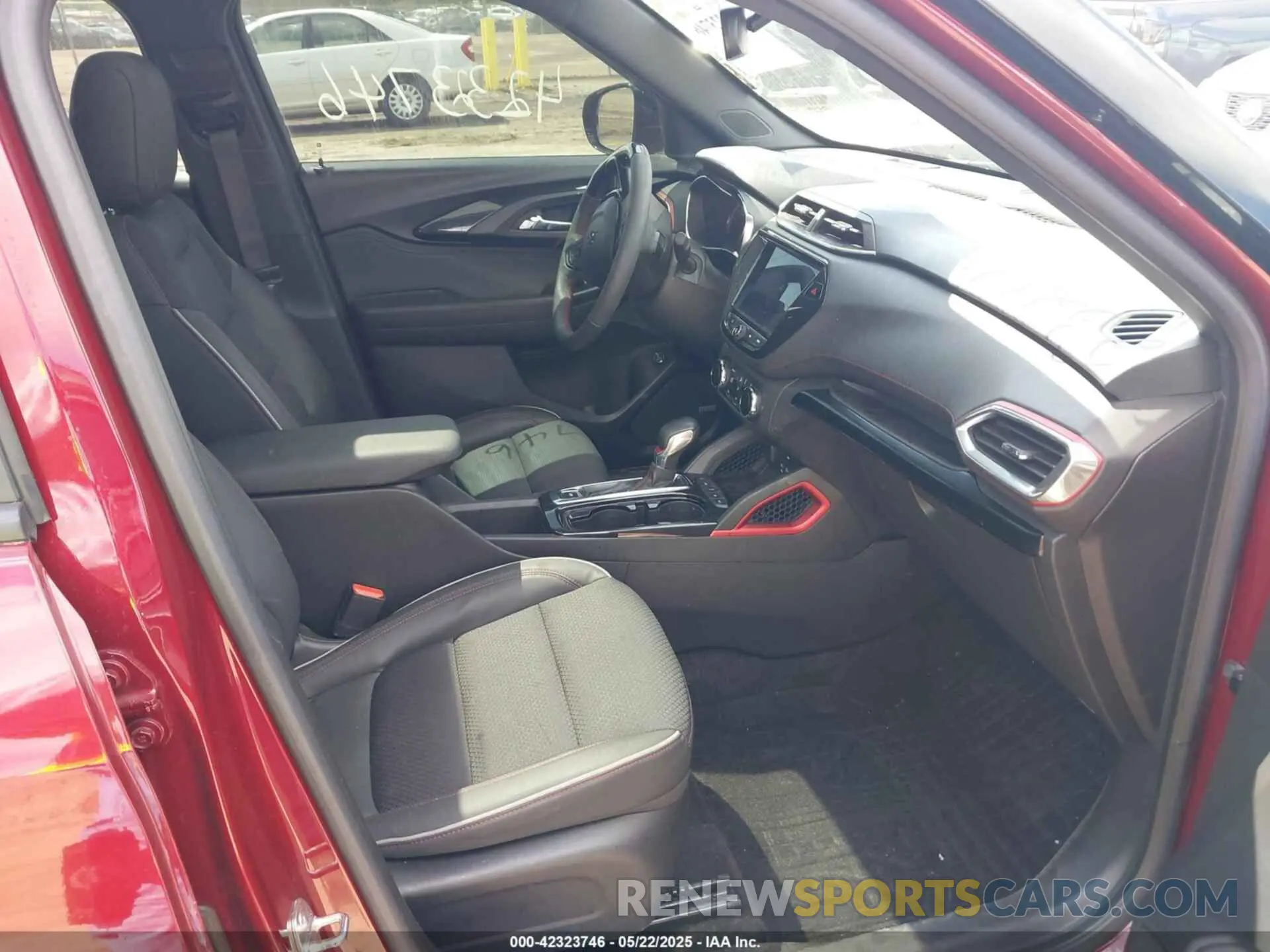 5 Photograph of a damaged car KL79MUSL7NB146091 CHEVROLET TRAILBLAZER 2022